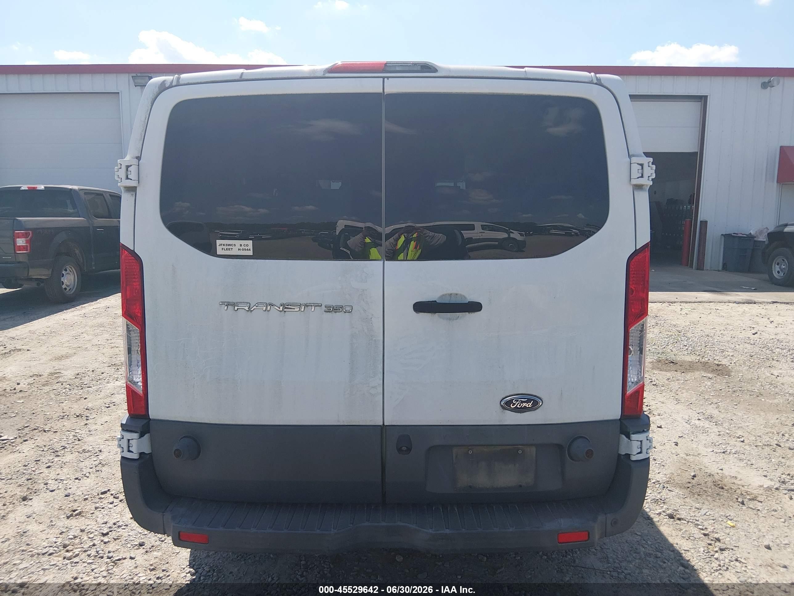 2015 Ford Transit-350 Xl/xlt White vin: 1FBZX2ZMXFKB01715