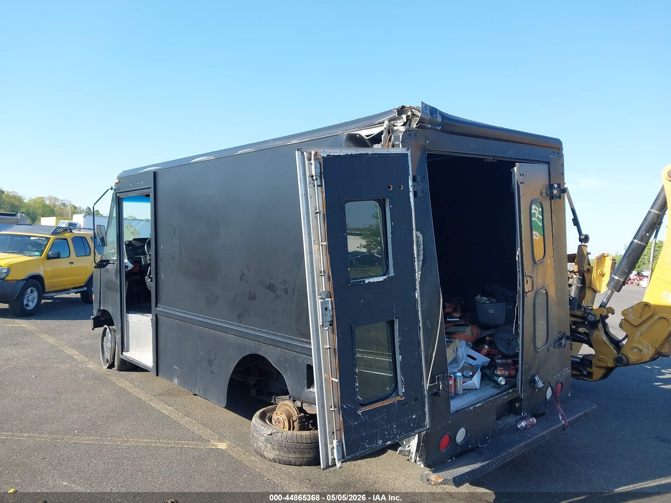2002 Ford E-350 Stripped Commercial Черный vin: 1FCJE39L62HB06297