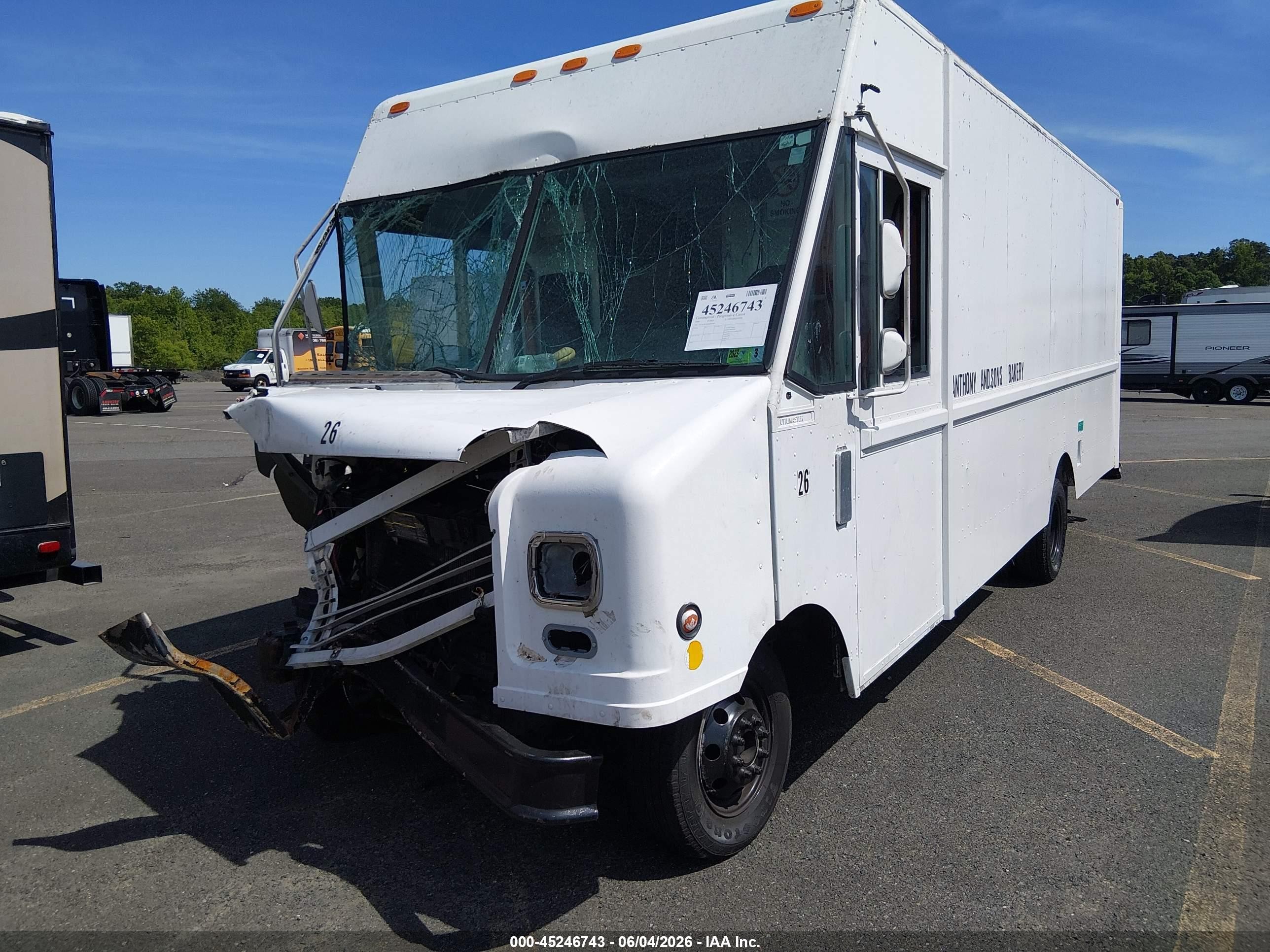 2006 Ford E-350 Stripped   Белый vin: 1FCJE39LX6HB04249