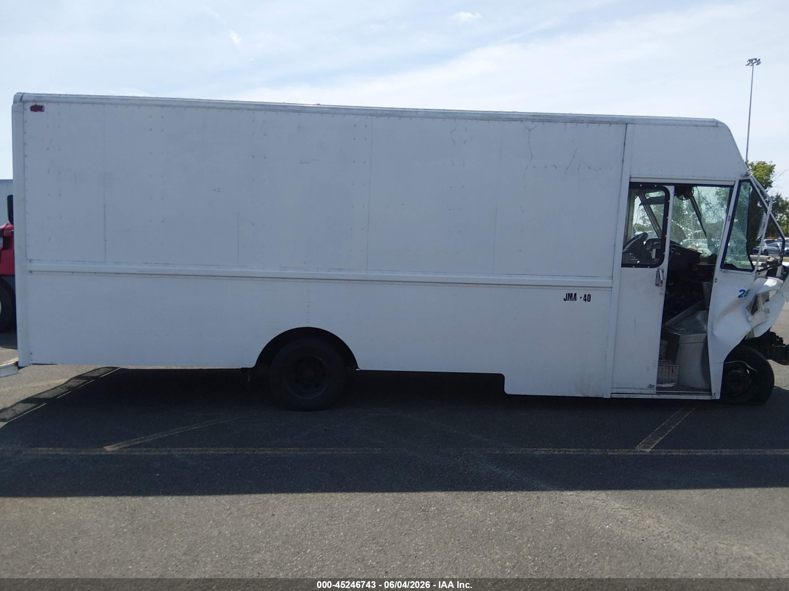 2006 Ford E-350 Stripped   Белый vin: 1FCJE39LX6HB04249