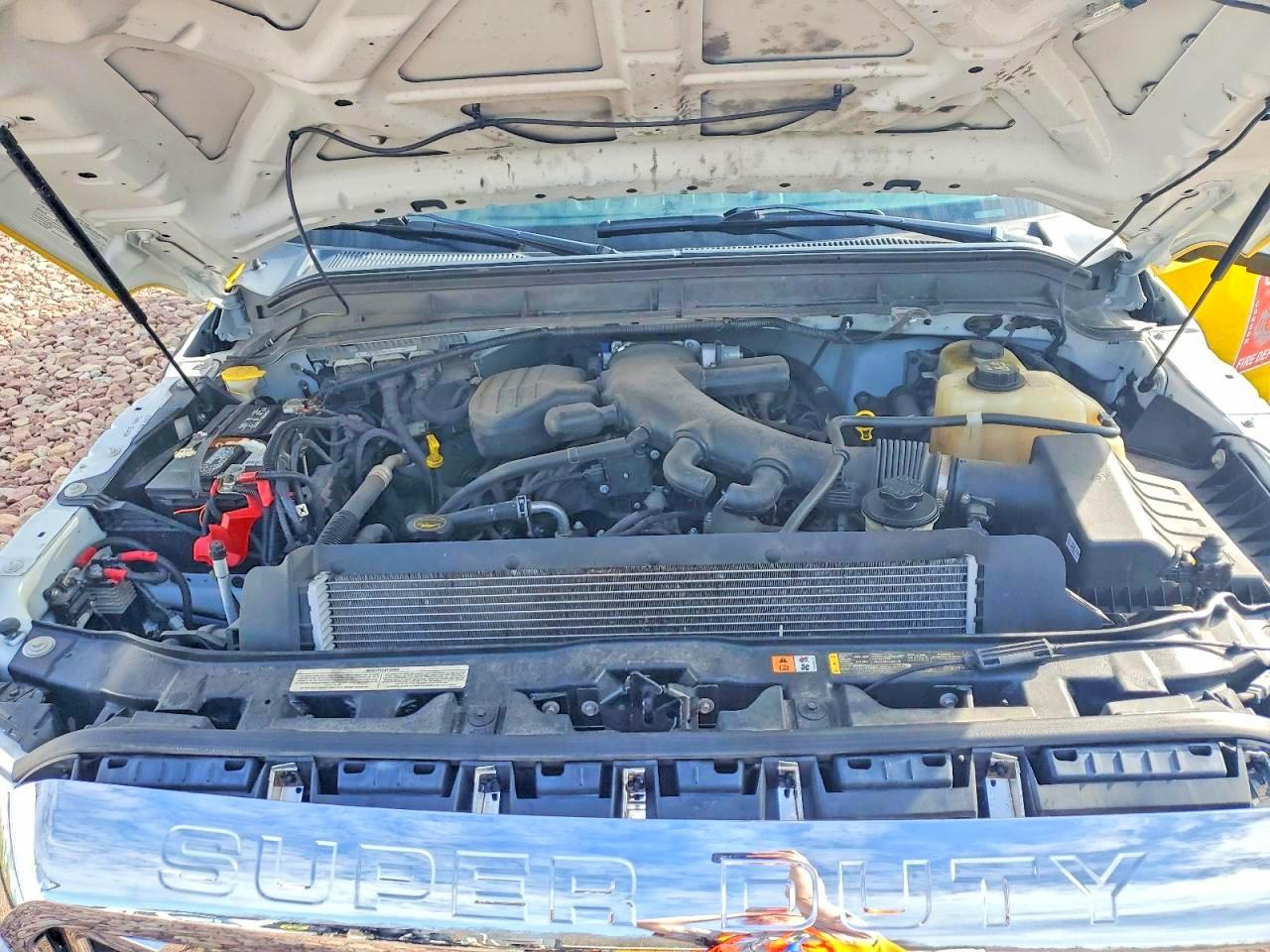 2016 Ford F450 Super Duty Желтый vin: 1FD0W4HY6GEA75889
