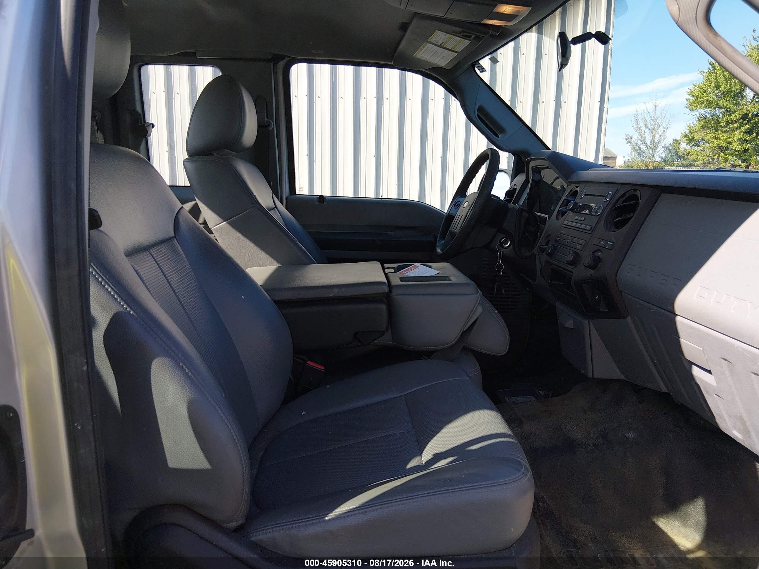 2015 Ford F-250 Xl Silver vin: 1FD7X2A64FEA84100