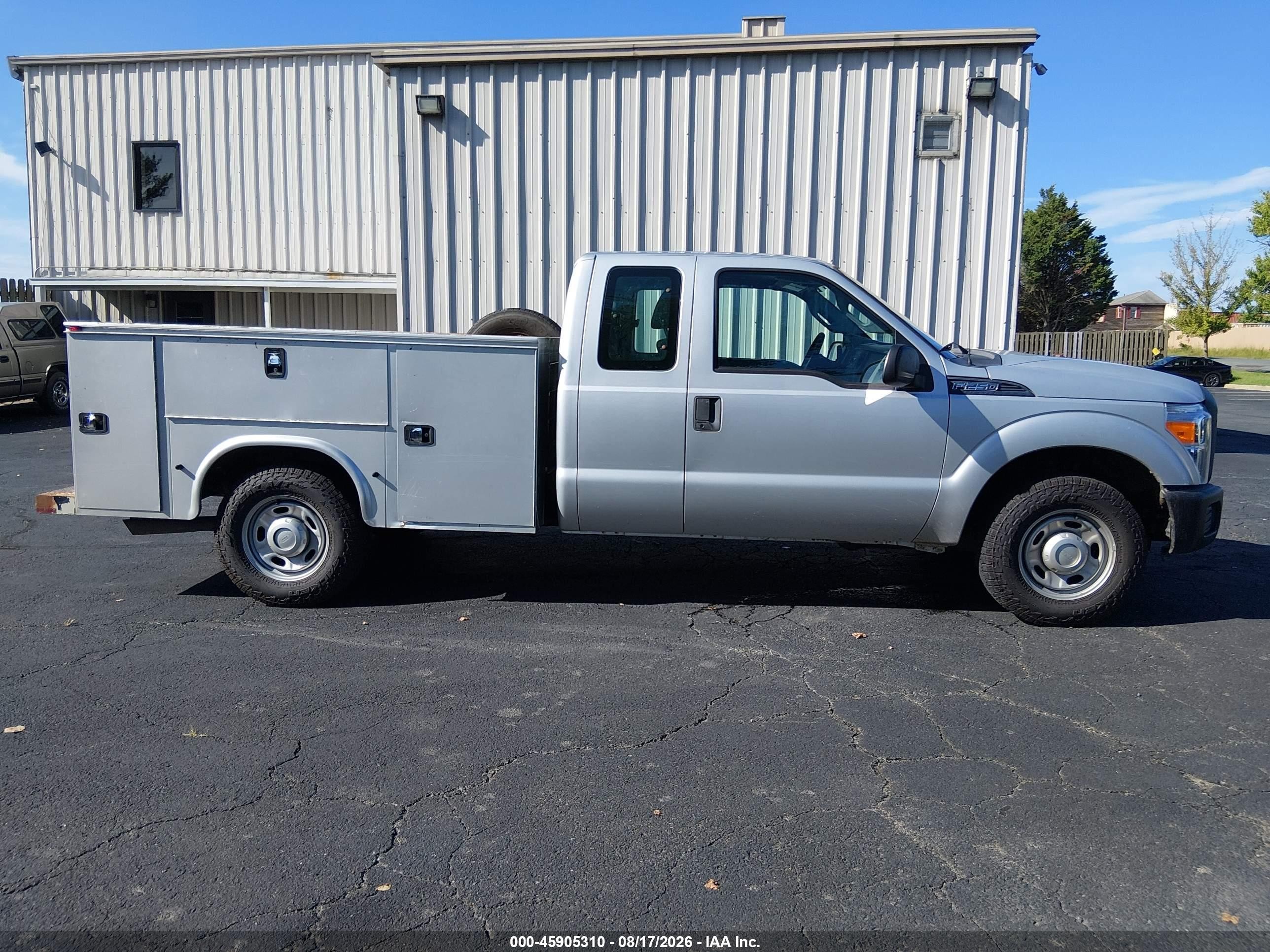 2015 Ford F-250 Xl Silver vin: 1FD7X2A64FEA84100