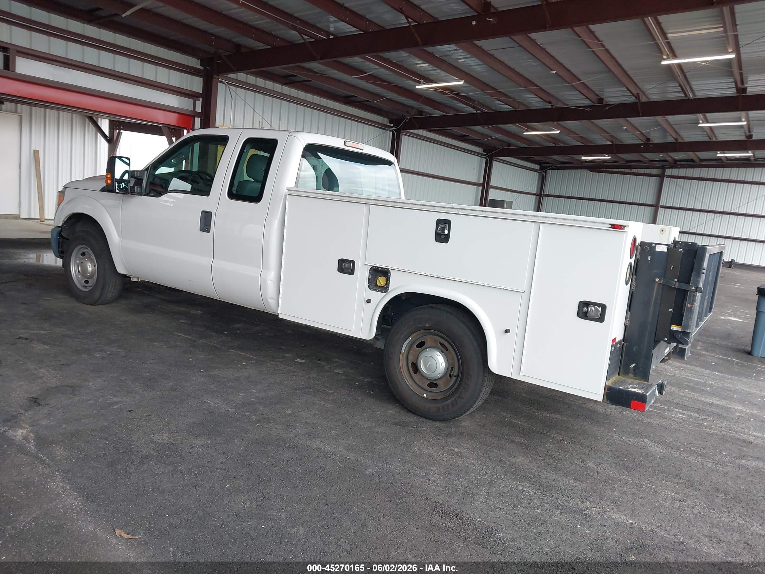 2015 Ford F-250 Xl Белый vin: 1FD7X2A66FEB26055