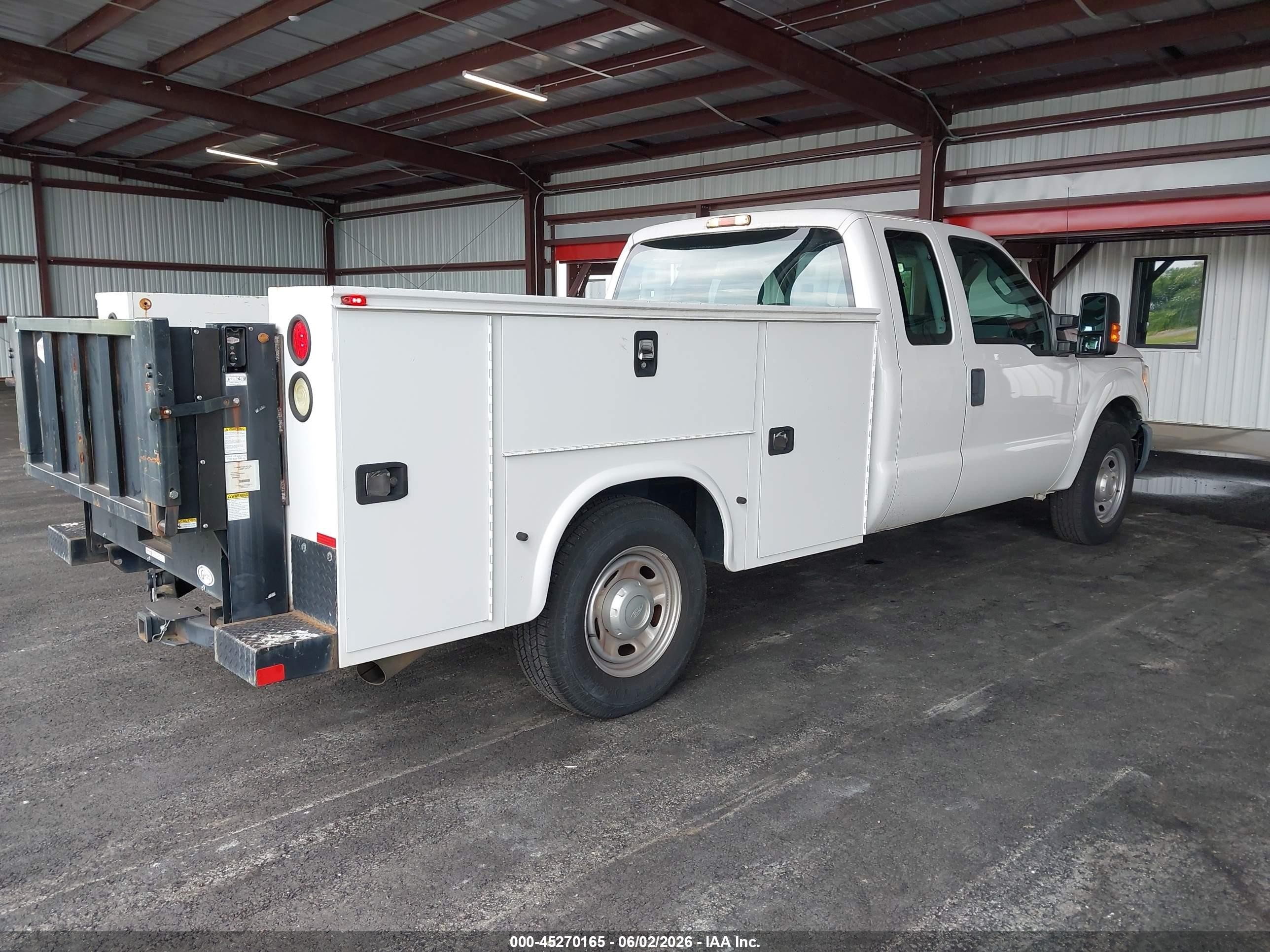 2015 Ford F-250 Xl Белый vin: 1FD7X2A66FEB26055