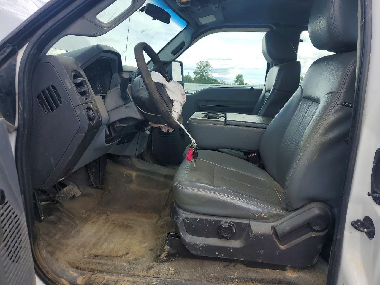 2014 Ford F250 Super Duty White vin: 1FD7X2A68EEA74376