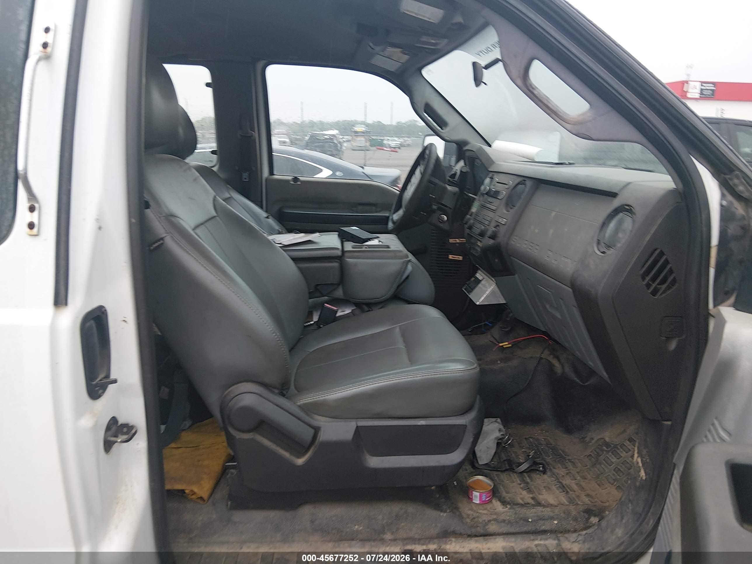 2011 Ford F-250 Xl White vin: 1FD7X2B65BEA70733