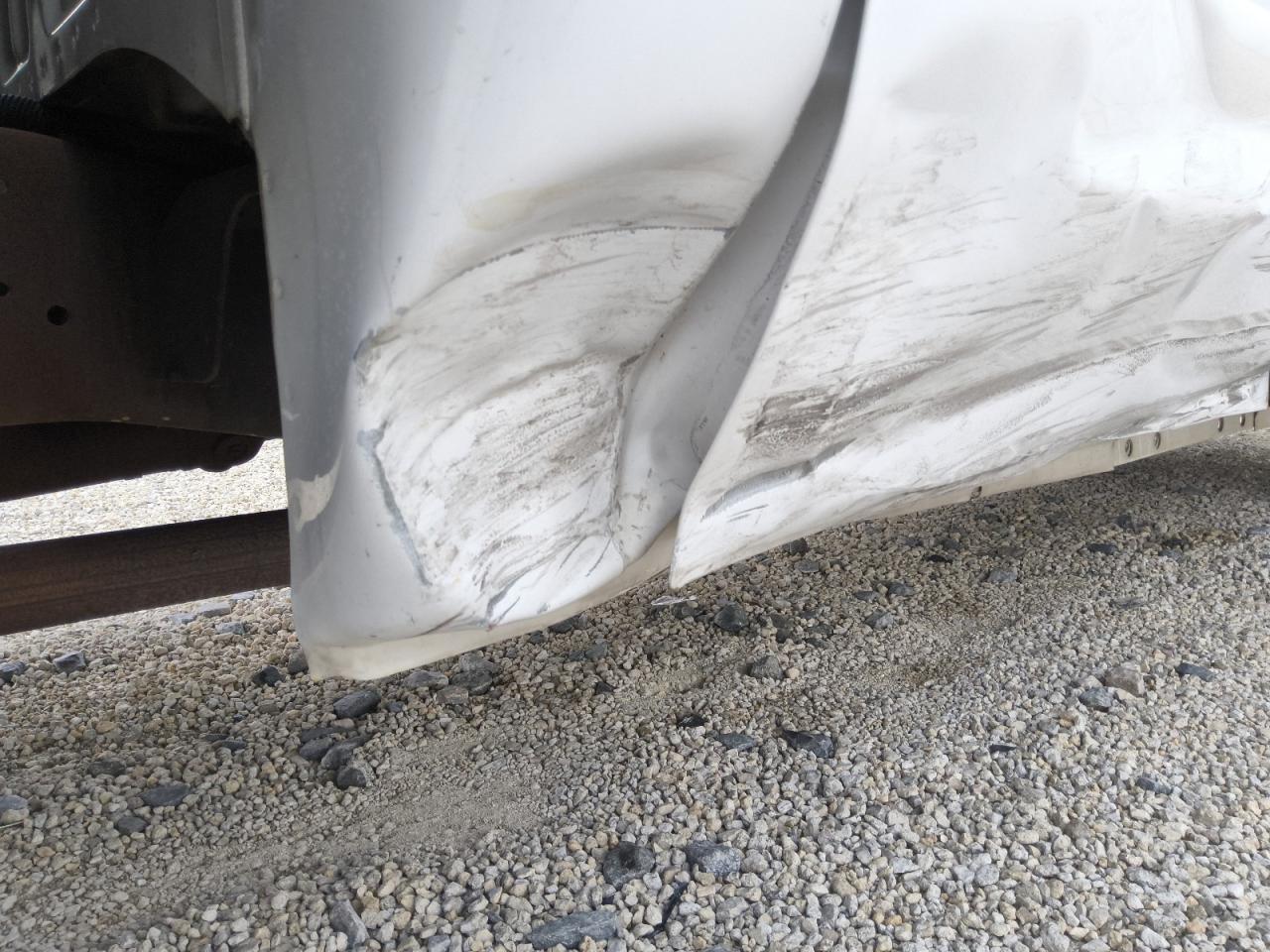 2015 Ford F350 Super Duty White vin: 1FD8W3G67FEB15022 Damage: Right C Pillar, Kinked, > 12 Inches