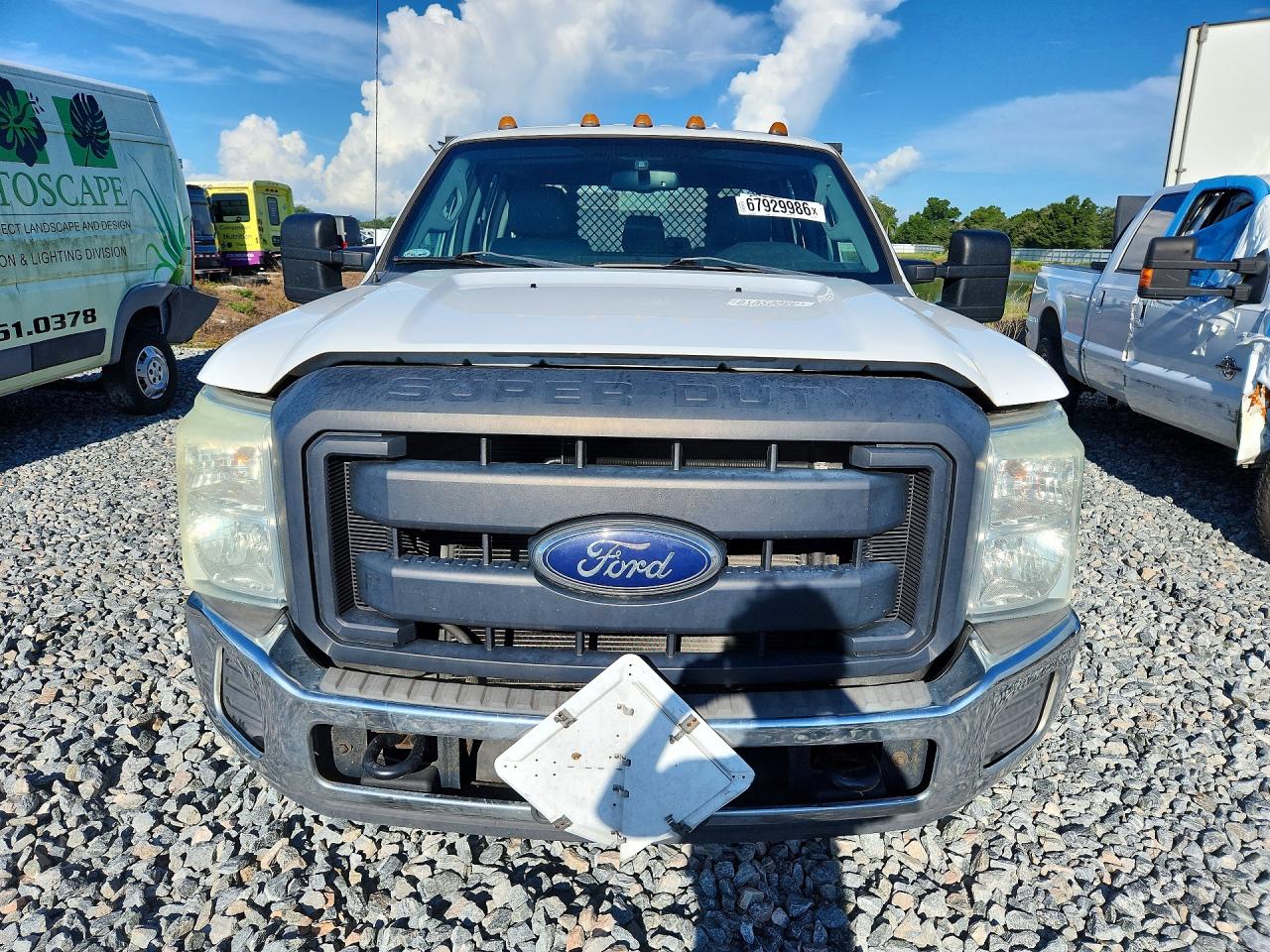 2015 Ford F350 Super Duty White vin: 1FD8W3G67FEB15022