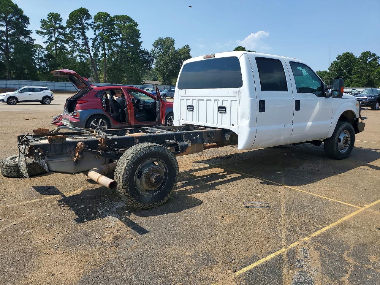 2012 Ford F350 Super Duty White vin: 1FD8W3H63CEA78738