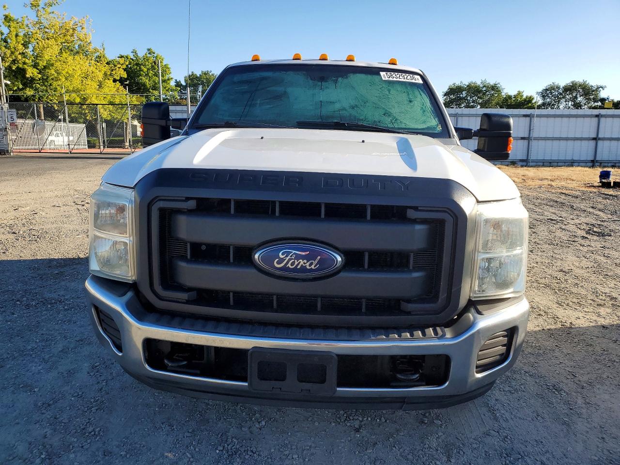 2014 Ford F350 Super Duty White vin: 1FD8X3E64EEA62228