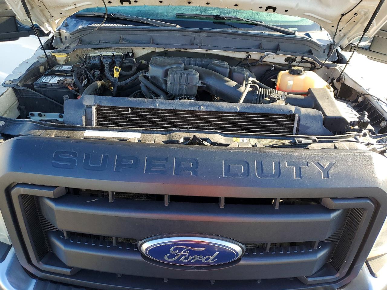 2014 Ford F350 Super Duty White vin: 1FD8X3E64EEA62228