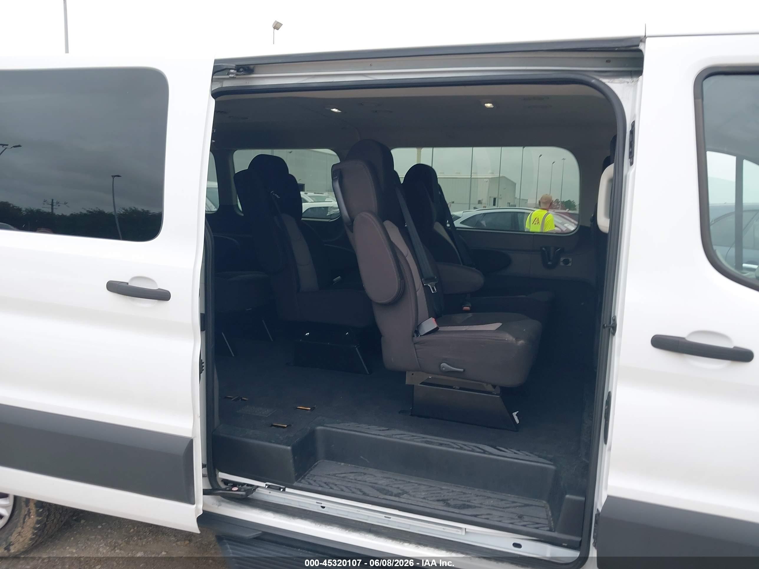 2021 Ford Transit-350 Passenger Van Xlt White vin: 1FDAX2Y82MKA64259