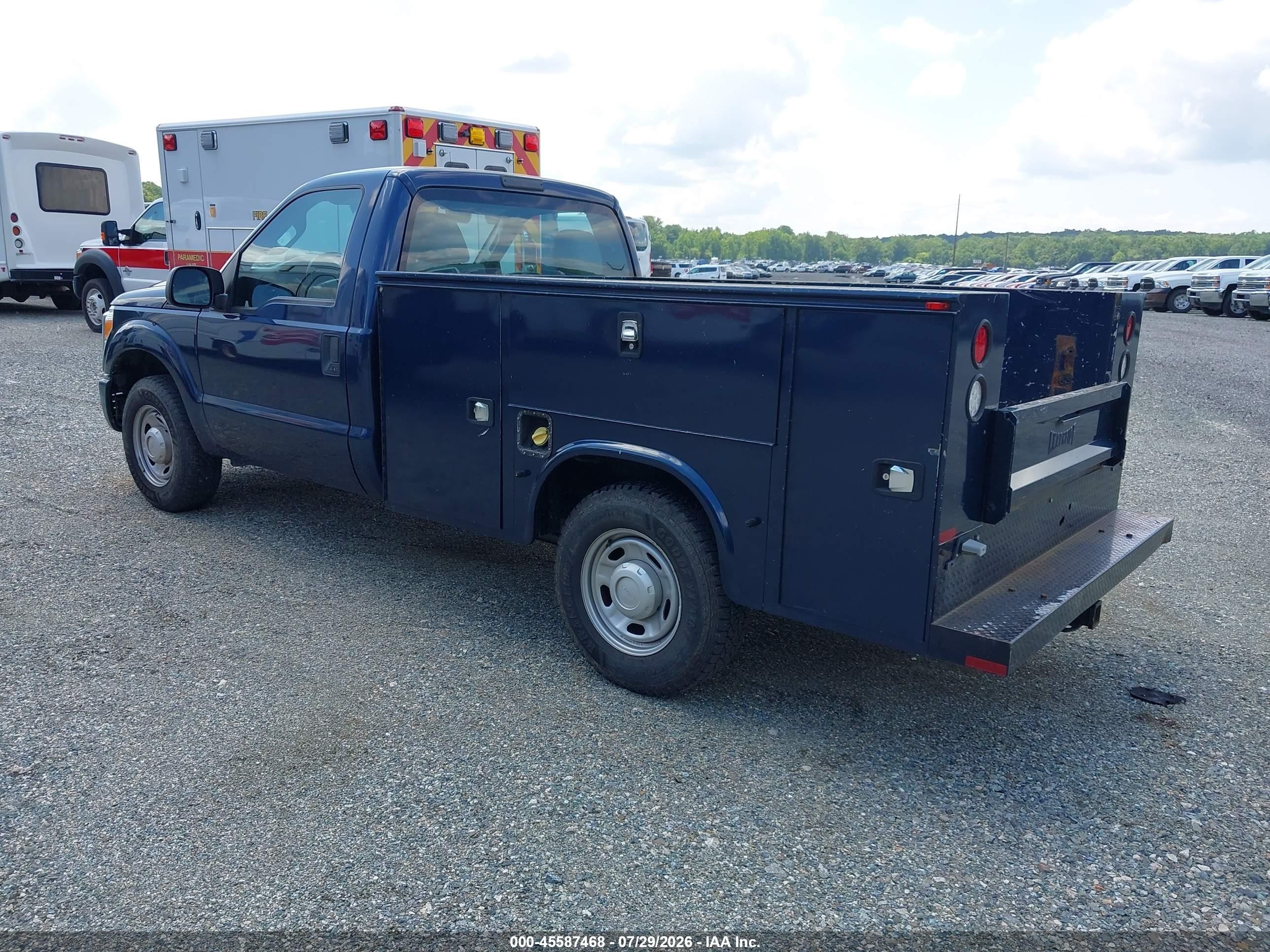 2015 Ford F-250 Xl Blue vin: 1FDBF2A60FED31853