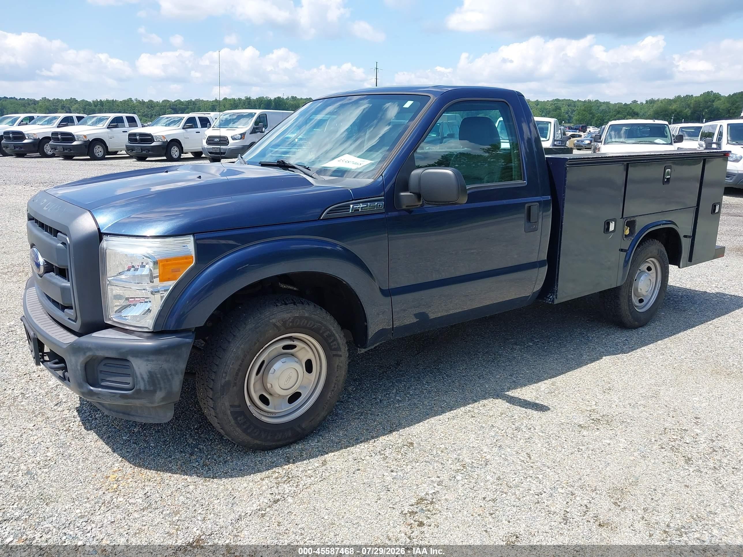 2015 Ford F-250 Xl Blue vin: 1FDBF2A60FED31853