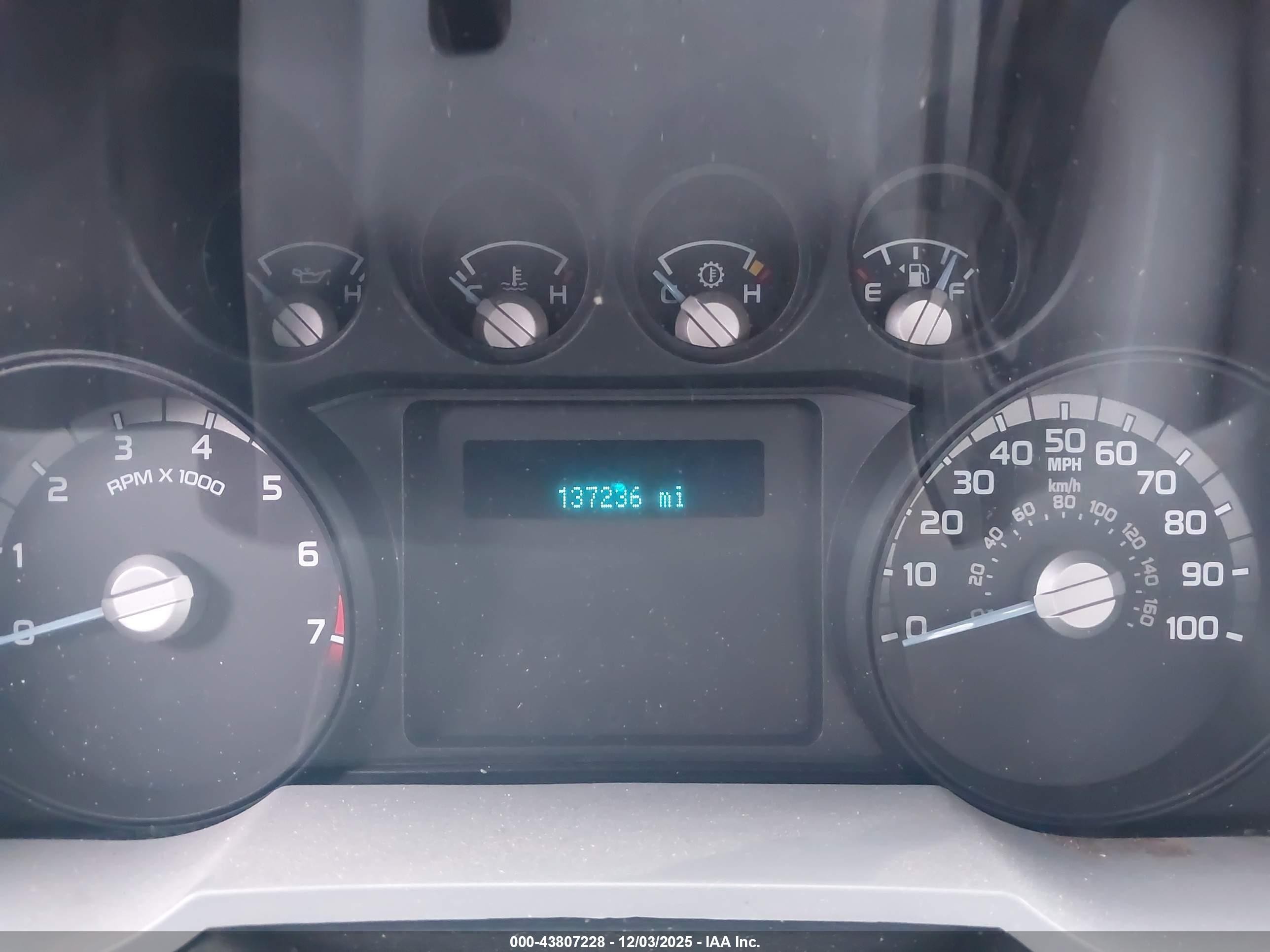 2012 Ford F-250 Xl White vin: 1FDBF2A62CEC63423