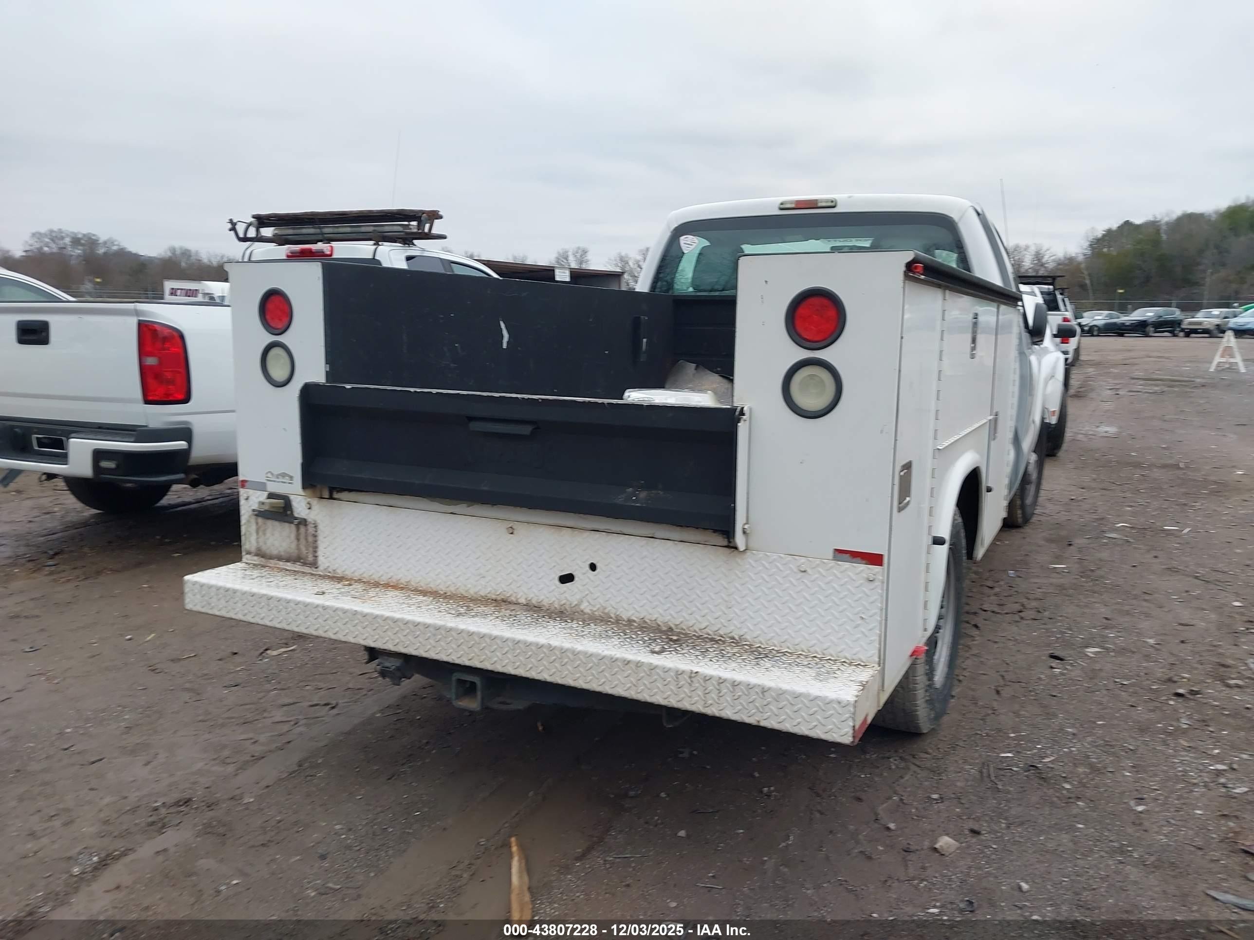 2012 Ford F-250 Xl White vin: 1FDBF2A62CEC63423