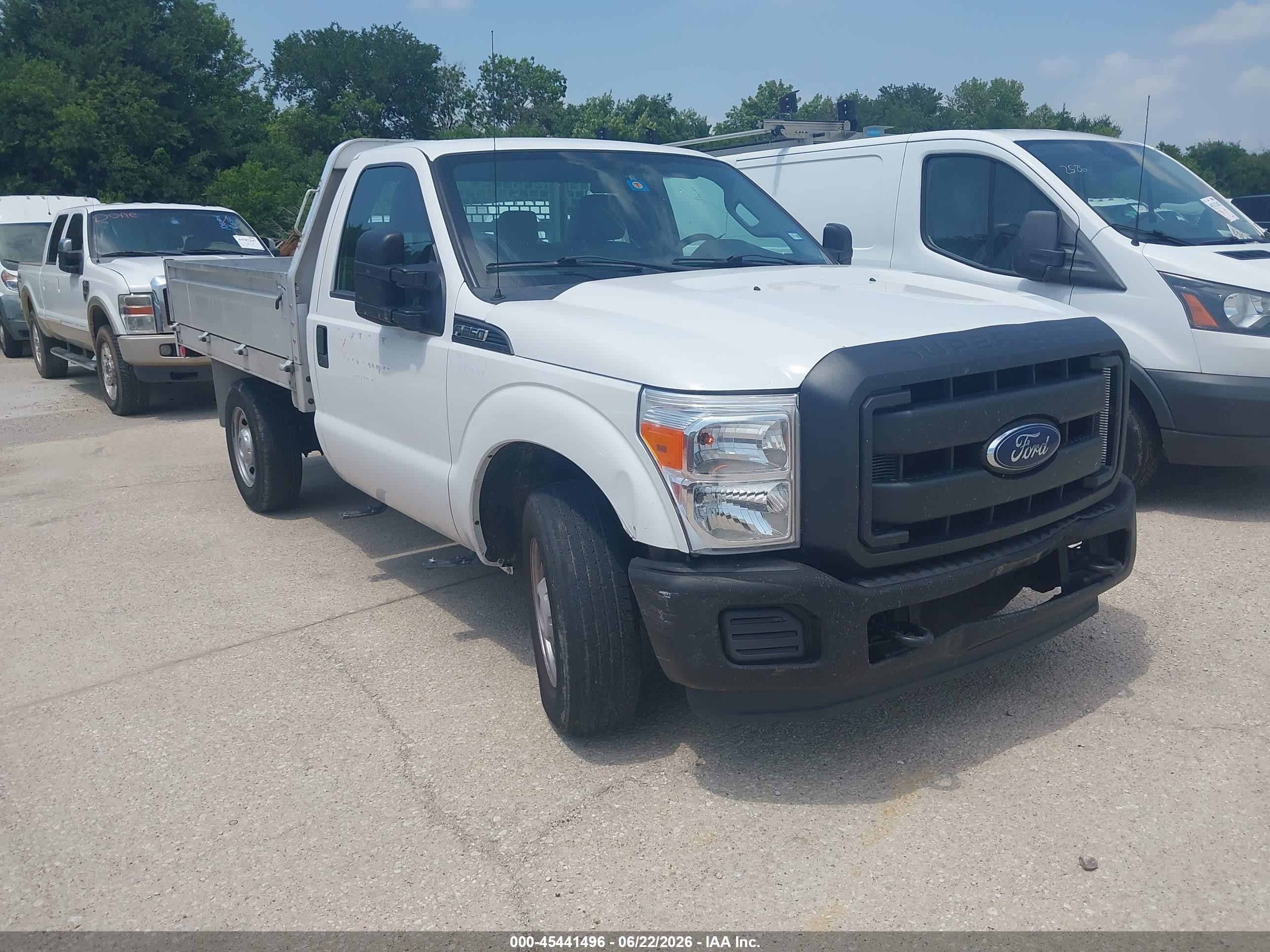 2015 Ford F-250 Xl White vin: 1FDBF2A63FEB13521