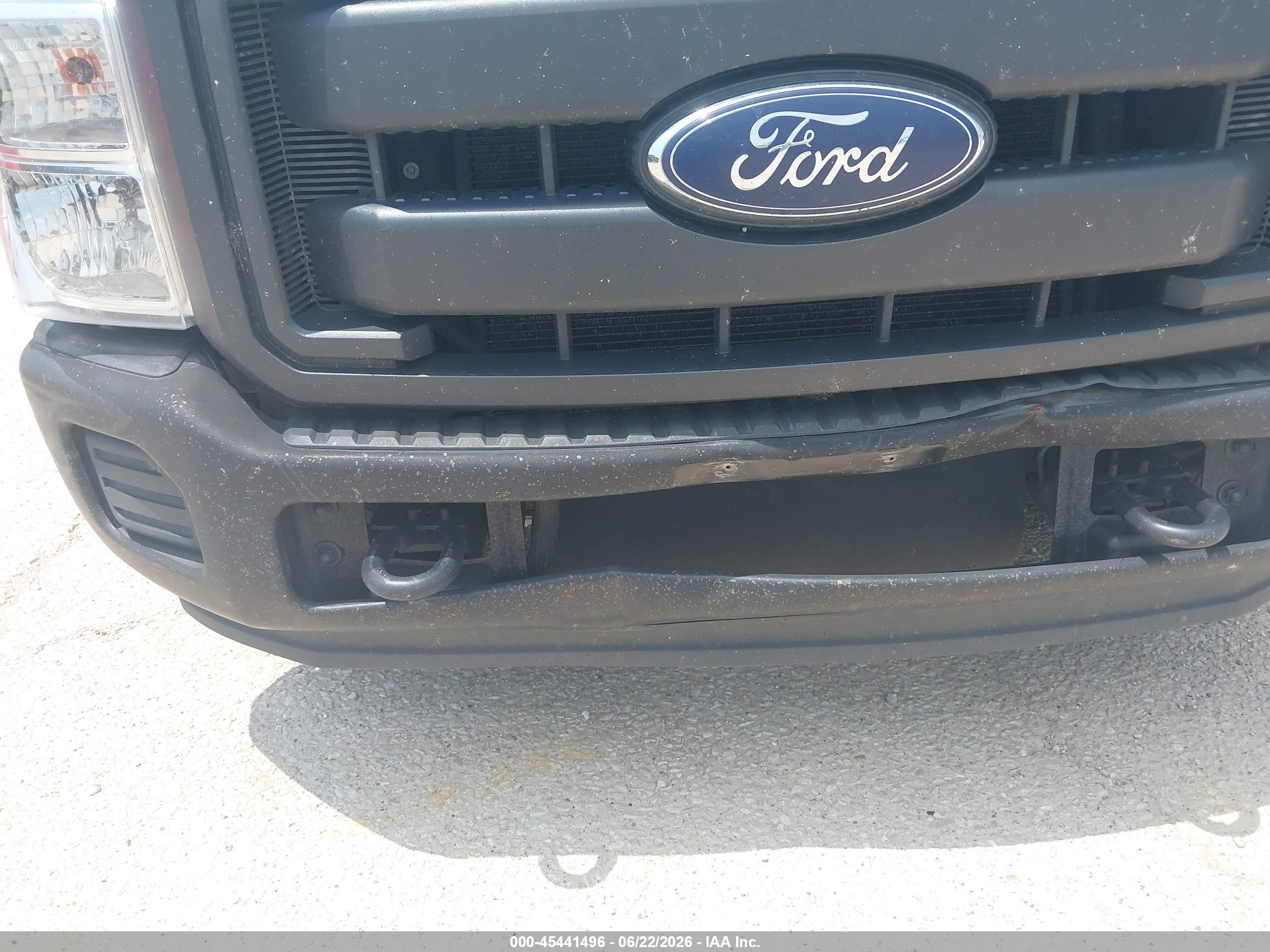 2015 Ford F-250 Xl White vin: 1FDBF2A63FEB13521