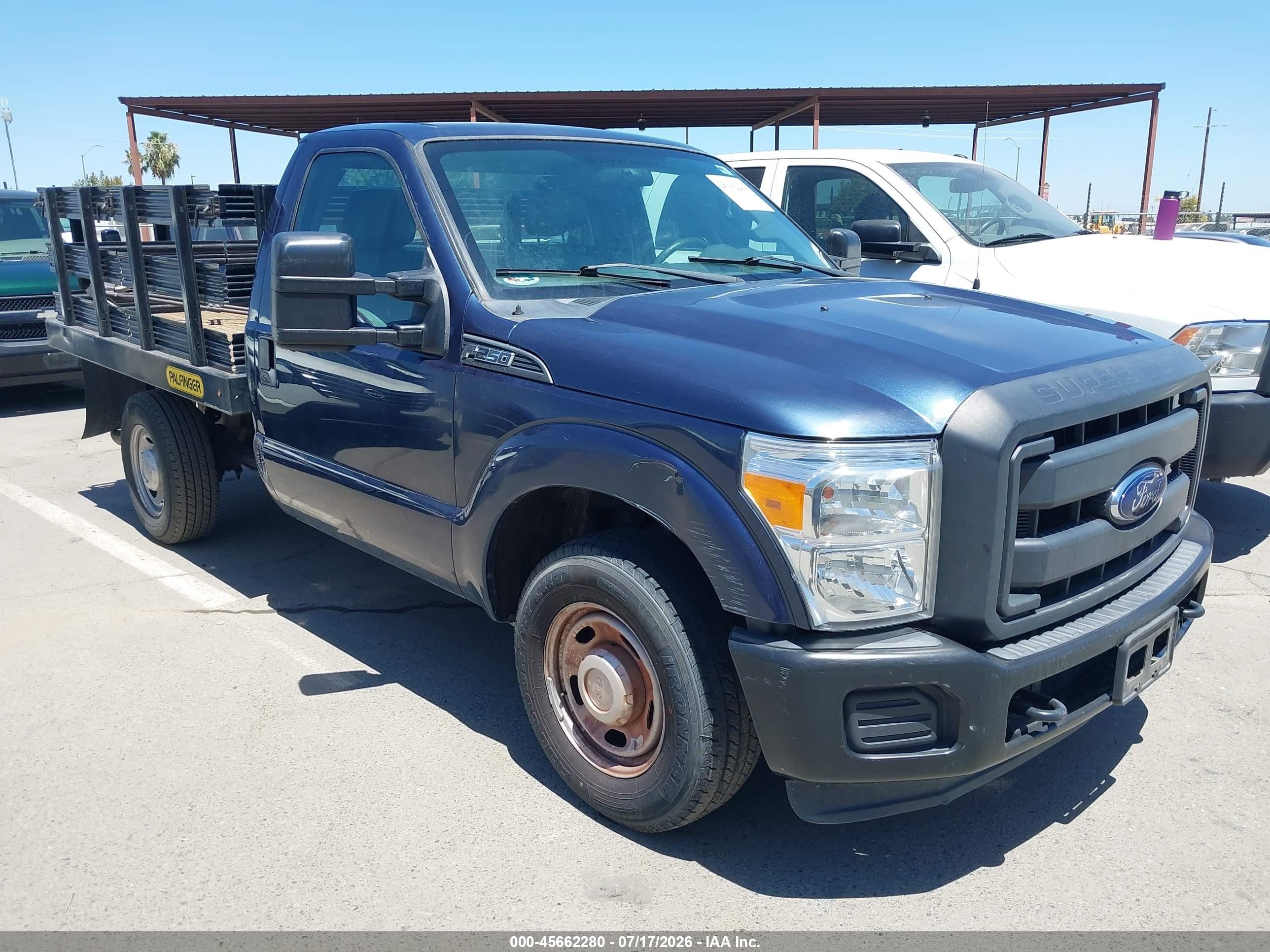 2015 Ford F-250 Xl Blue vin: 1FDBF2A63FED58464