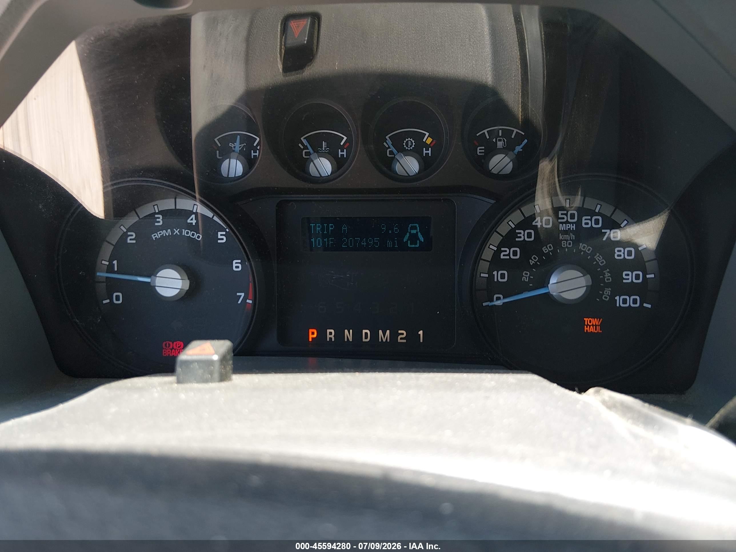 2015 Ford F-250 Xl Белый vin: 1FDBF2A64FEB61903