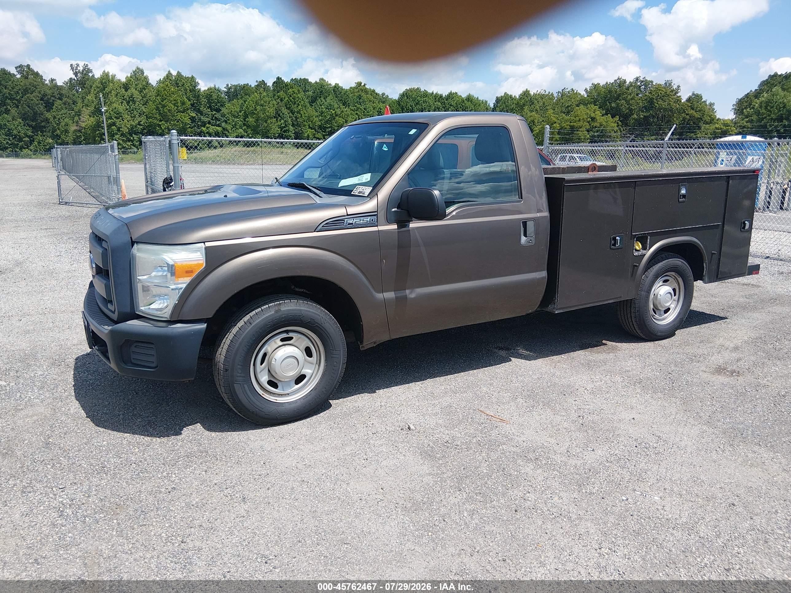 2015 Ford F-250 Xl Brown vin: 1FDBF2A64FED31855