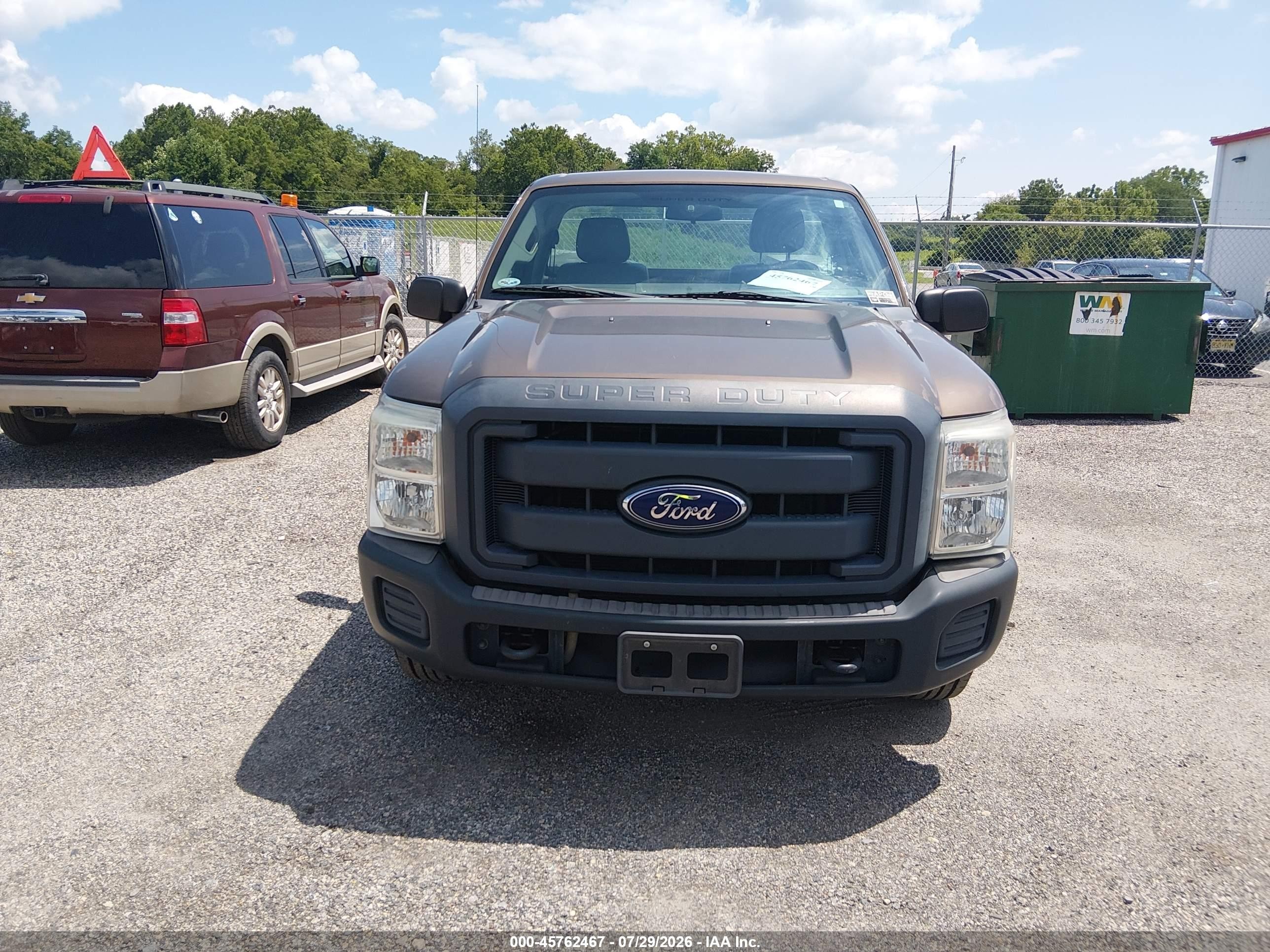 2015 Ford F-250 Xl Brown vin: 1FDBF2A64FED31855