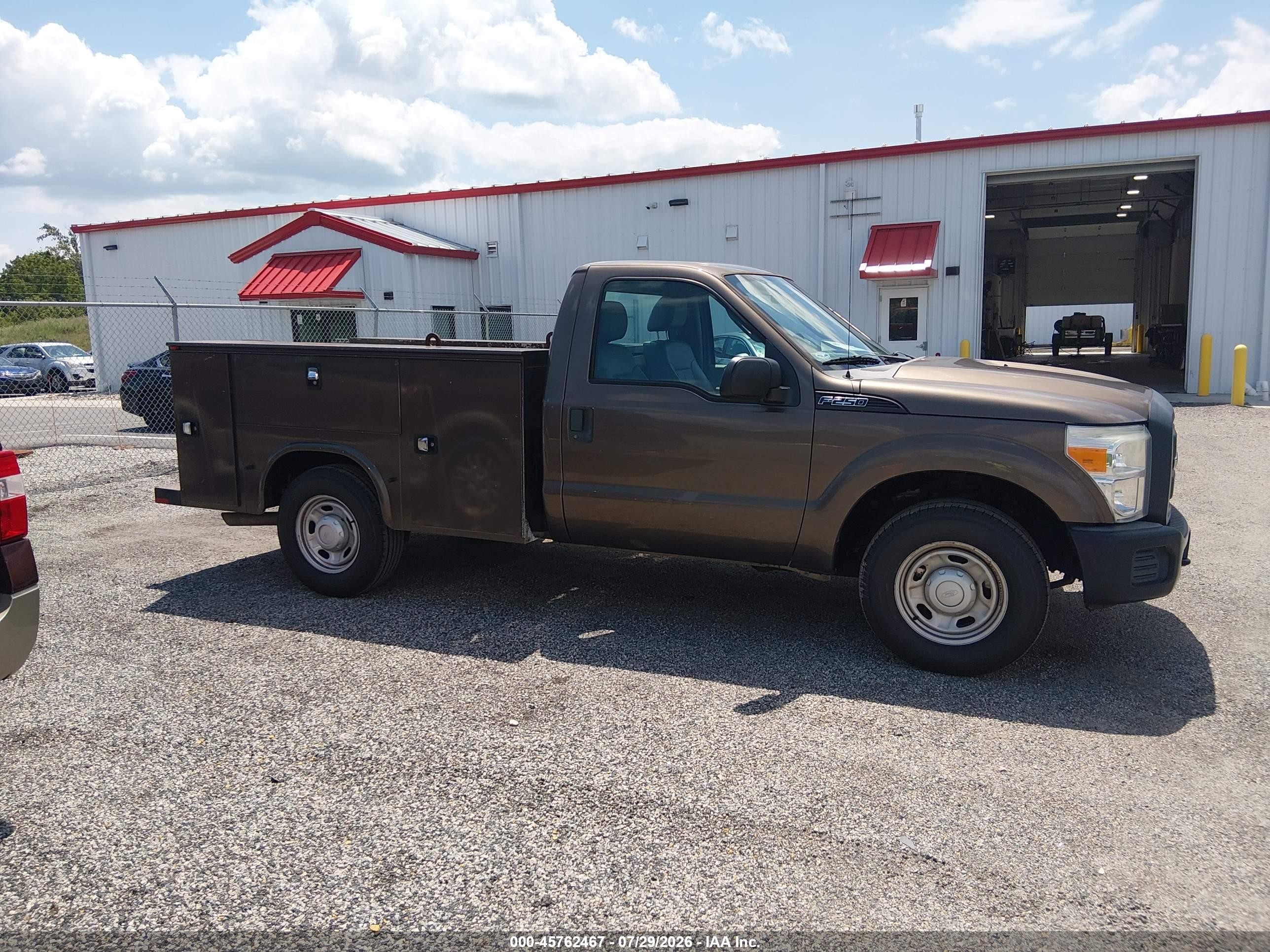 2015 Ford F-250 Xl Brown vin: 1FDBF2A64FED31855