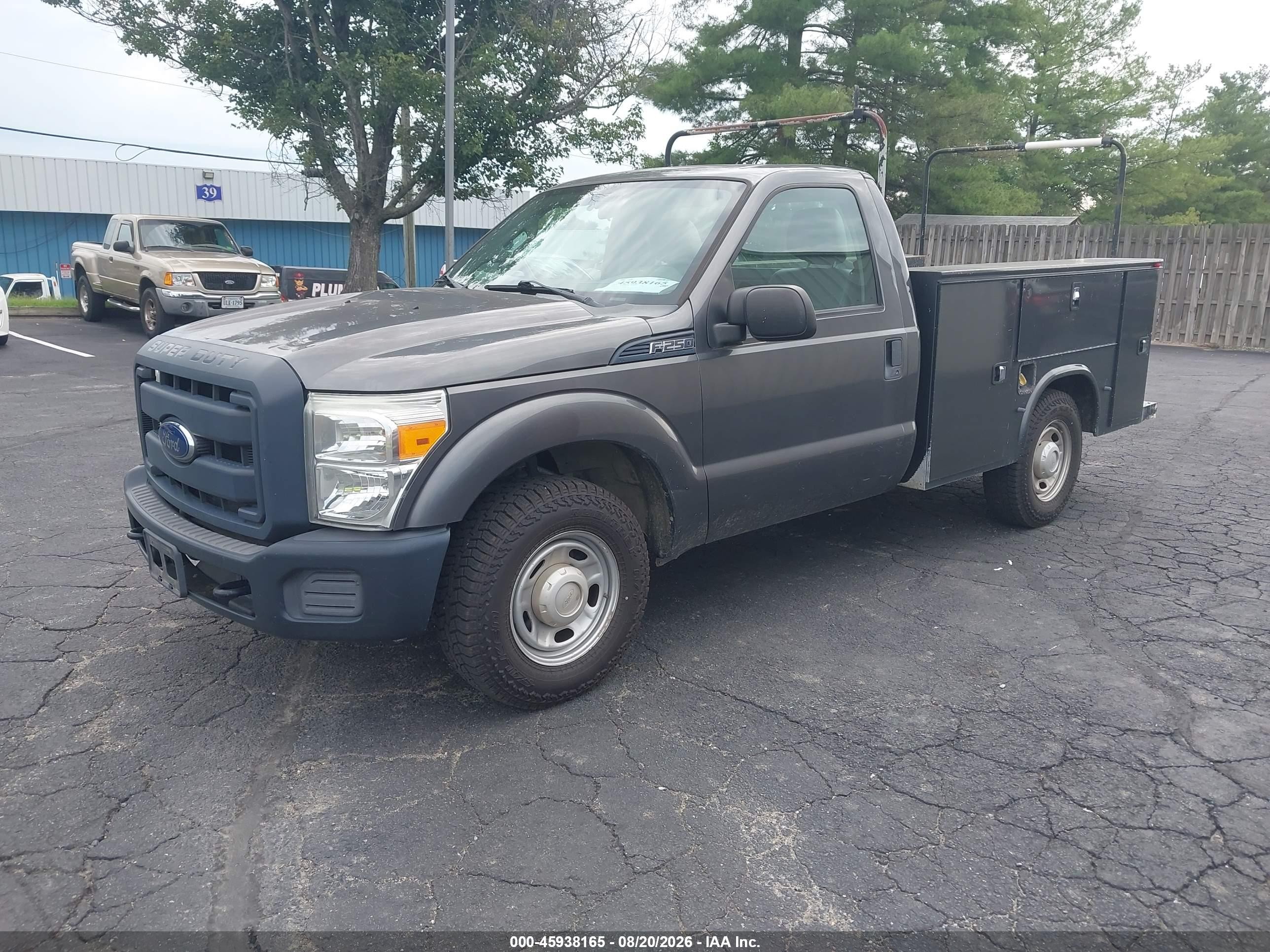 2015 Ford F-250 Xl Серый vin: 1FDBF2A64FED45366