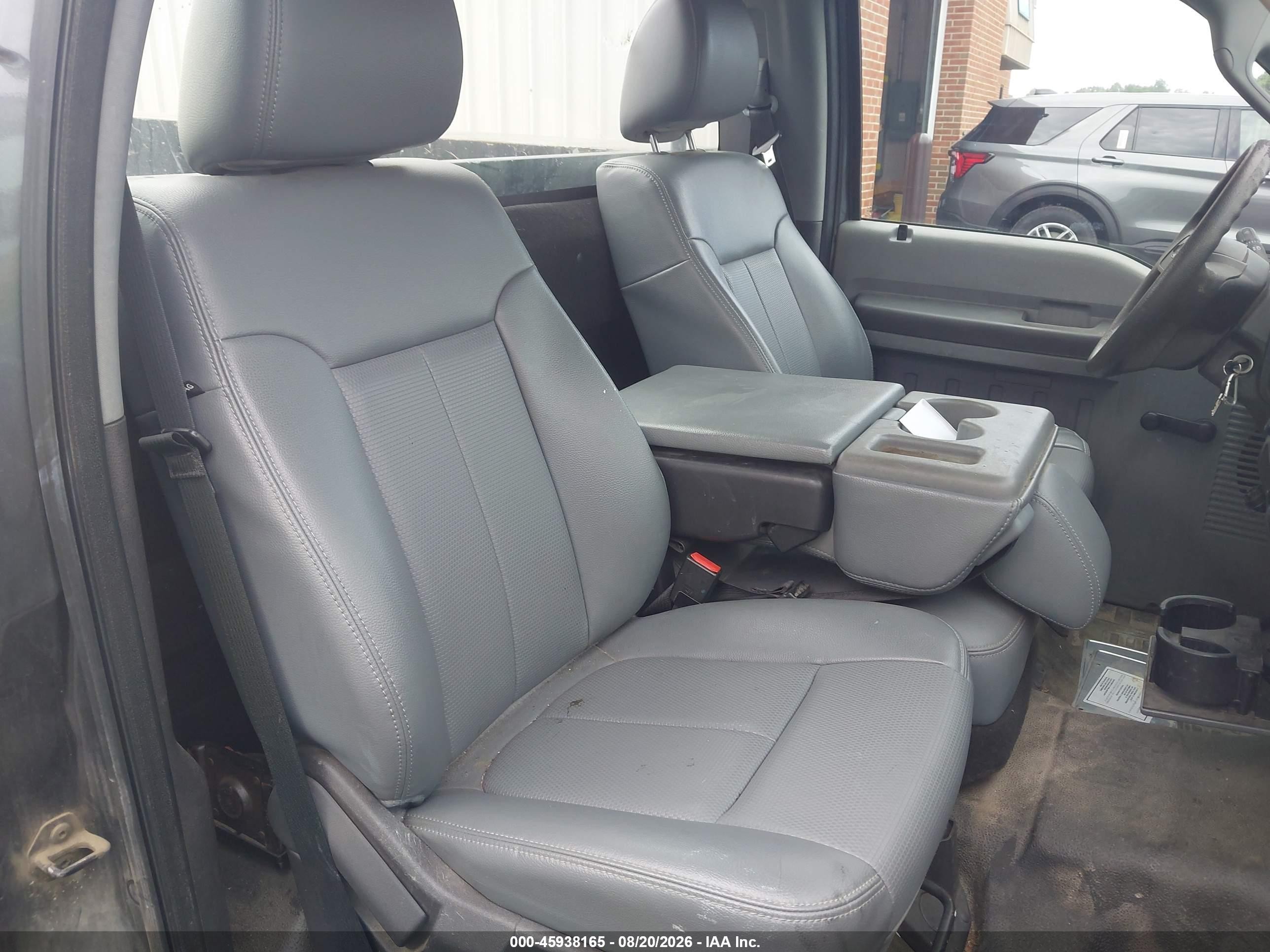 2015 Ford F-250 Xl Серый vin: 1FDBF2A64FED45366