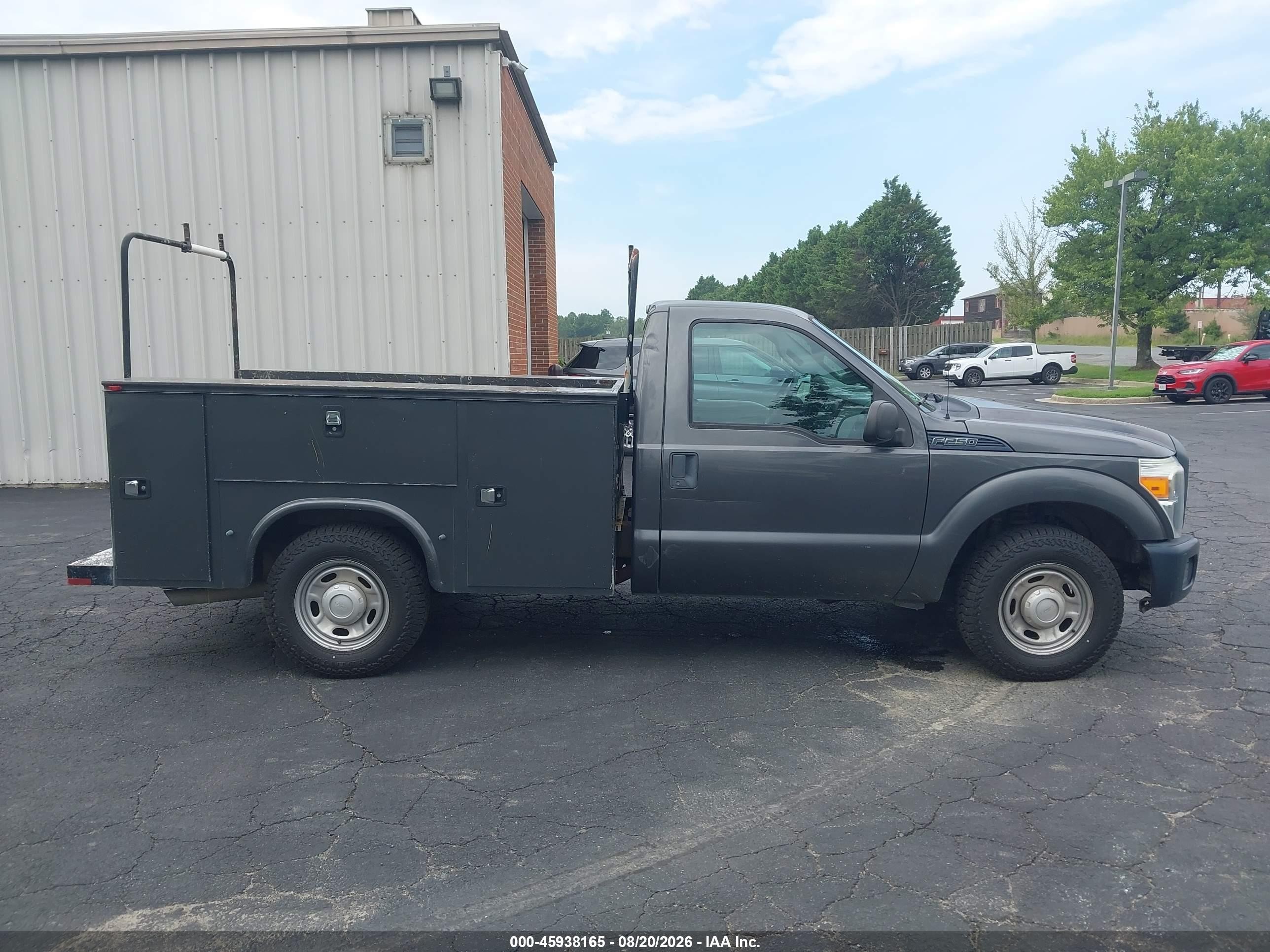2015 Ford F-250 Xl Серый vin: 1FDBF2A64FED45366