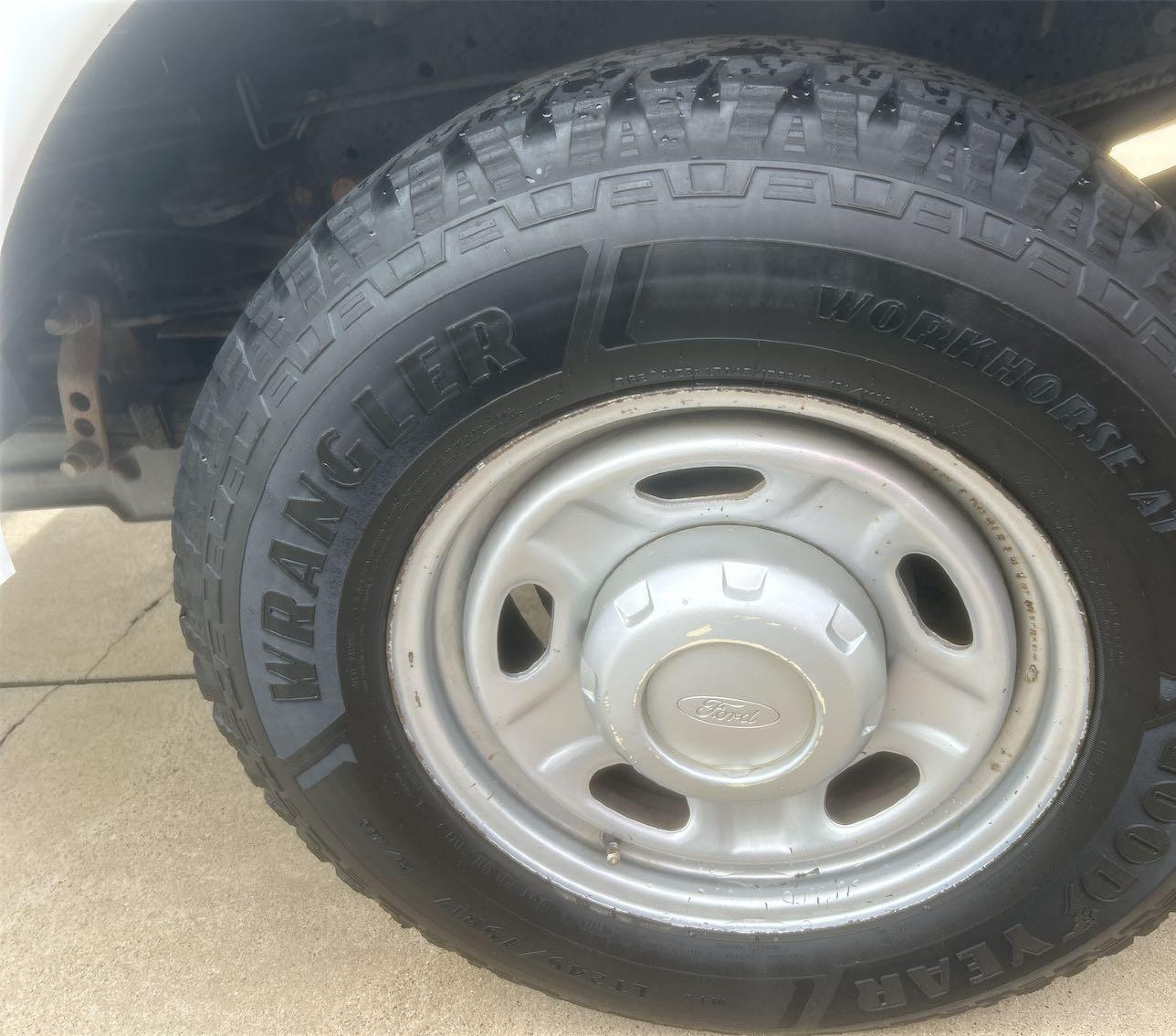 2012 Ford F-250 Xl vin: 1FDBF2A65CEB50890