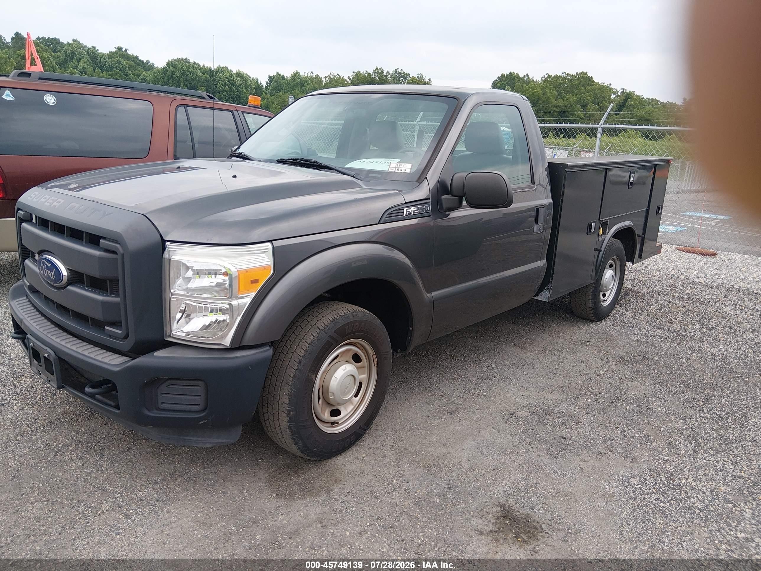 2015 Ford F-250 Xl Серый vin: 1FDBF2A65FED31850