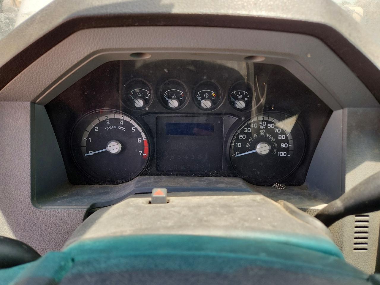 2011 Ford F250 Super Duty White vin: 1FDBF2A67BEA68710