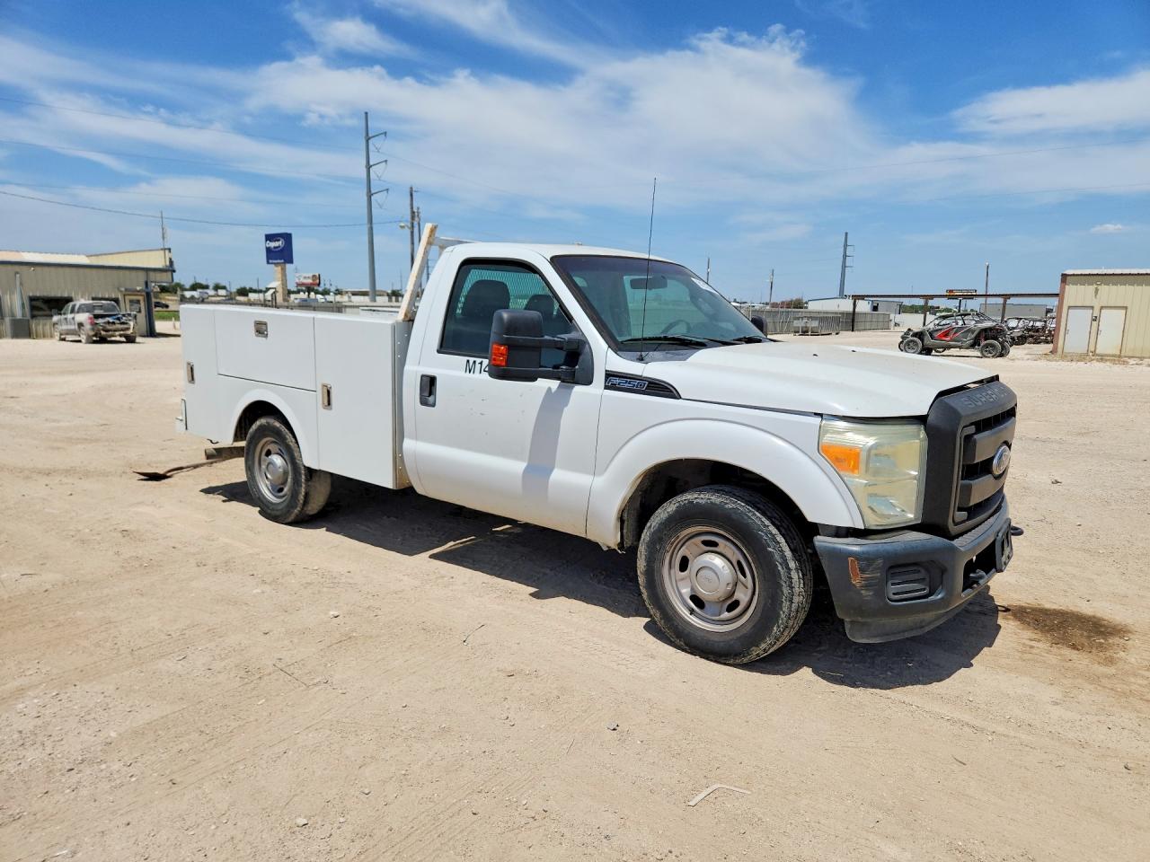 2011 Ford F250 Super Duty White vin: 1FDBF2A67BEA68710