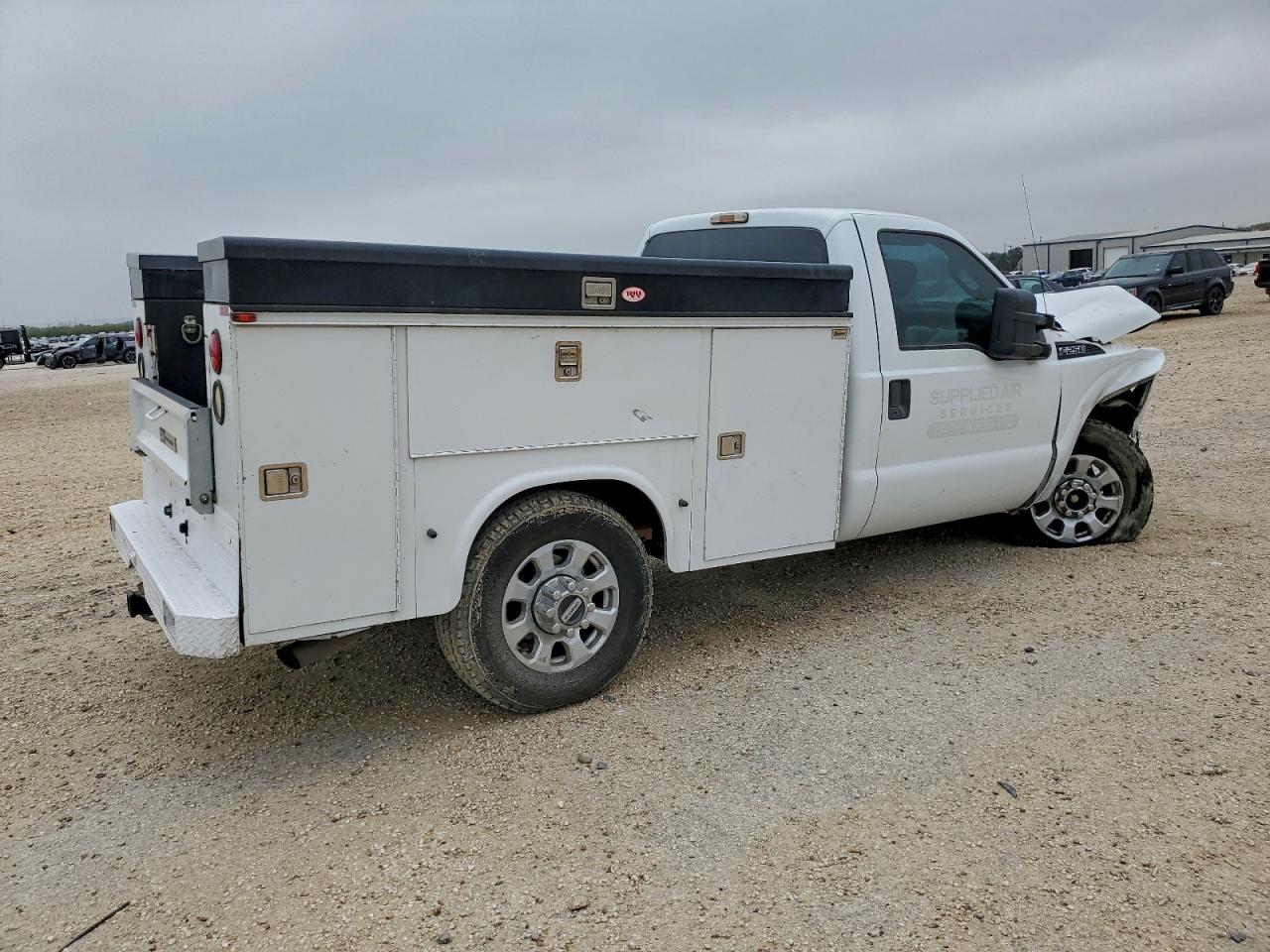 2012 Ford F250 Super Duty White vin: 1FDBF2A67CEB55797