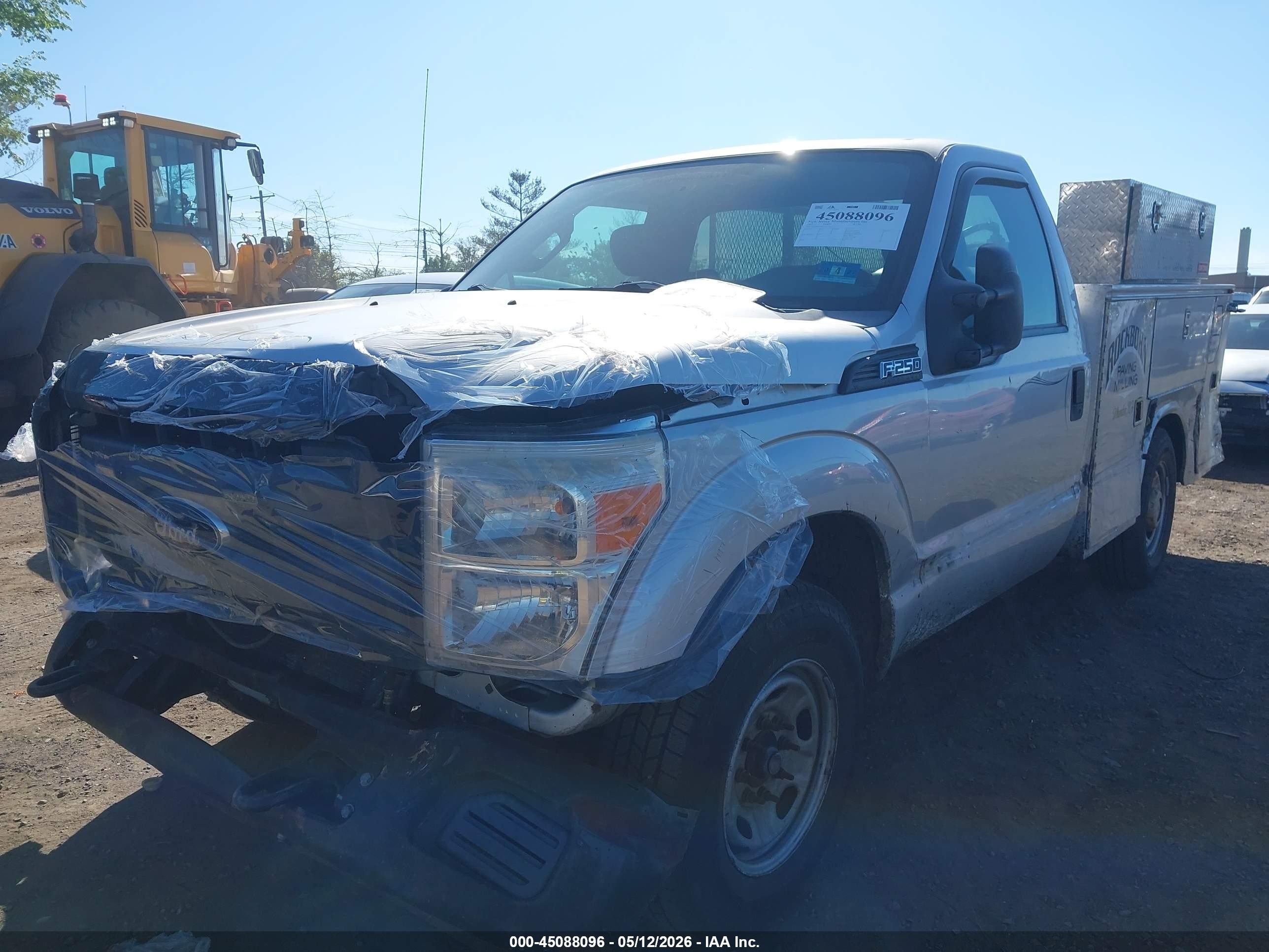 2012 Ford F-250 Xl Серебряный vin: 1FDBF2A67CEC73073