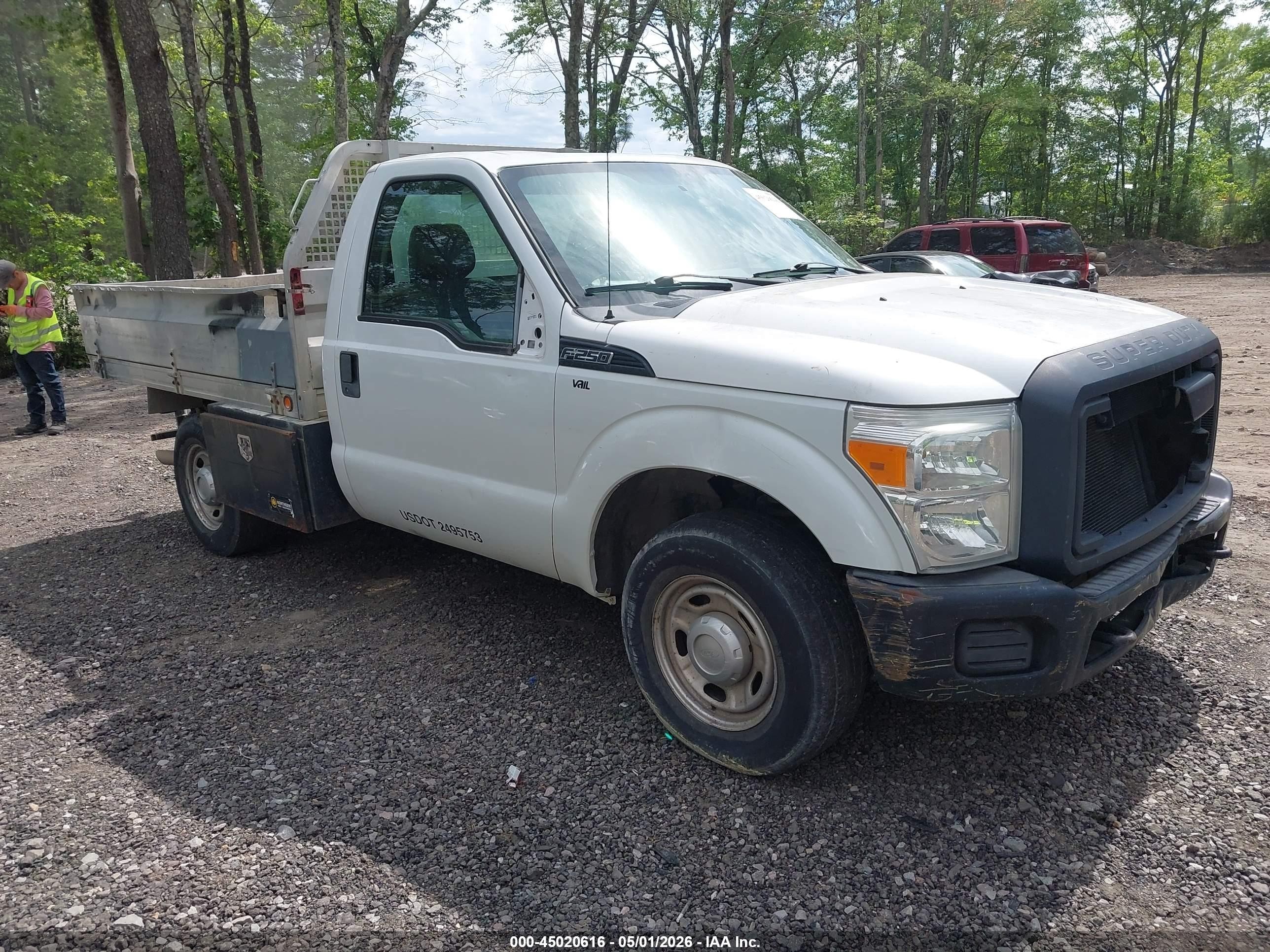 2012 Ford F-250 Xl White vin: 1FDBF2A68CEB45313