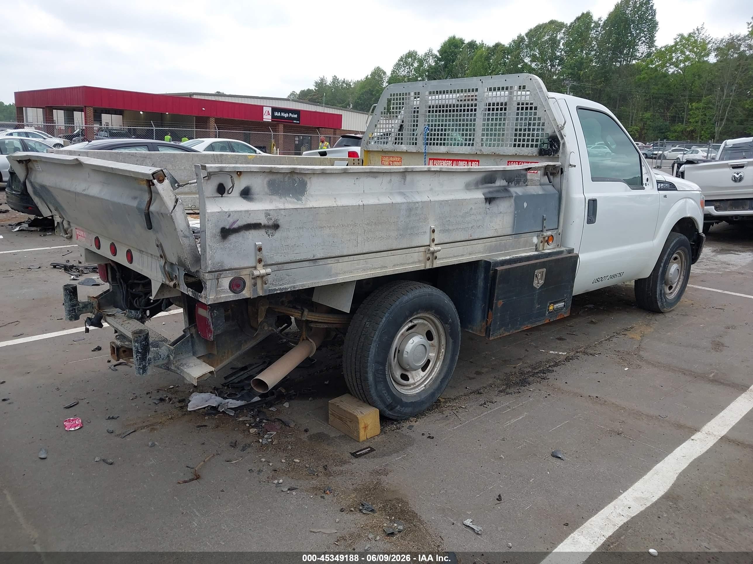 2012 Ford F-250 Xl White vin: 1FDBF2A68CEB45313