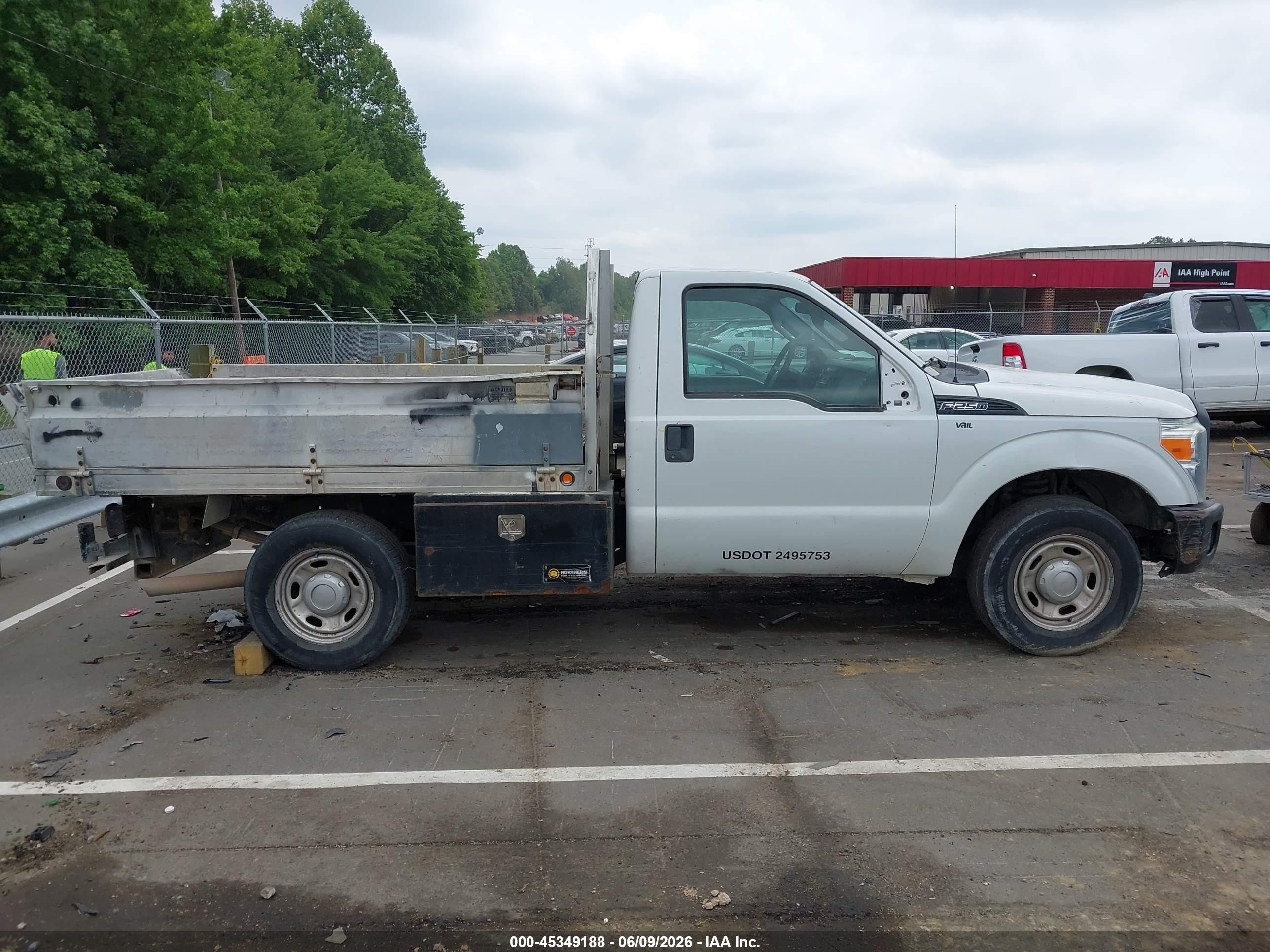 2012 Ford F-250 Xl White vin: 1FDBF2A68CEB45313
