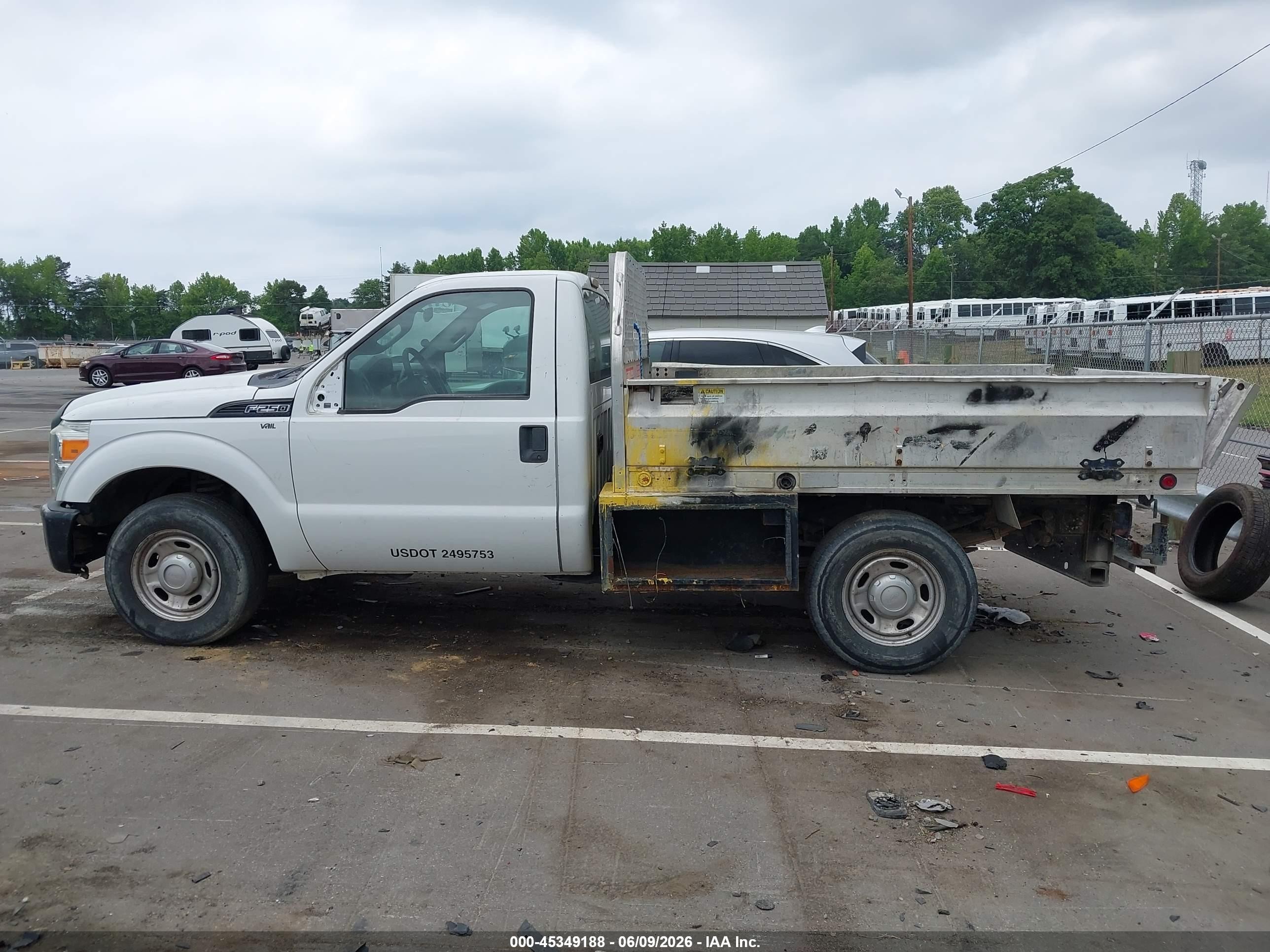 2012 Ford F-250 Xl White vin: 1FDBF2A68CEB45313