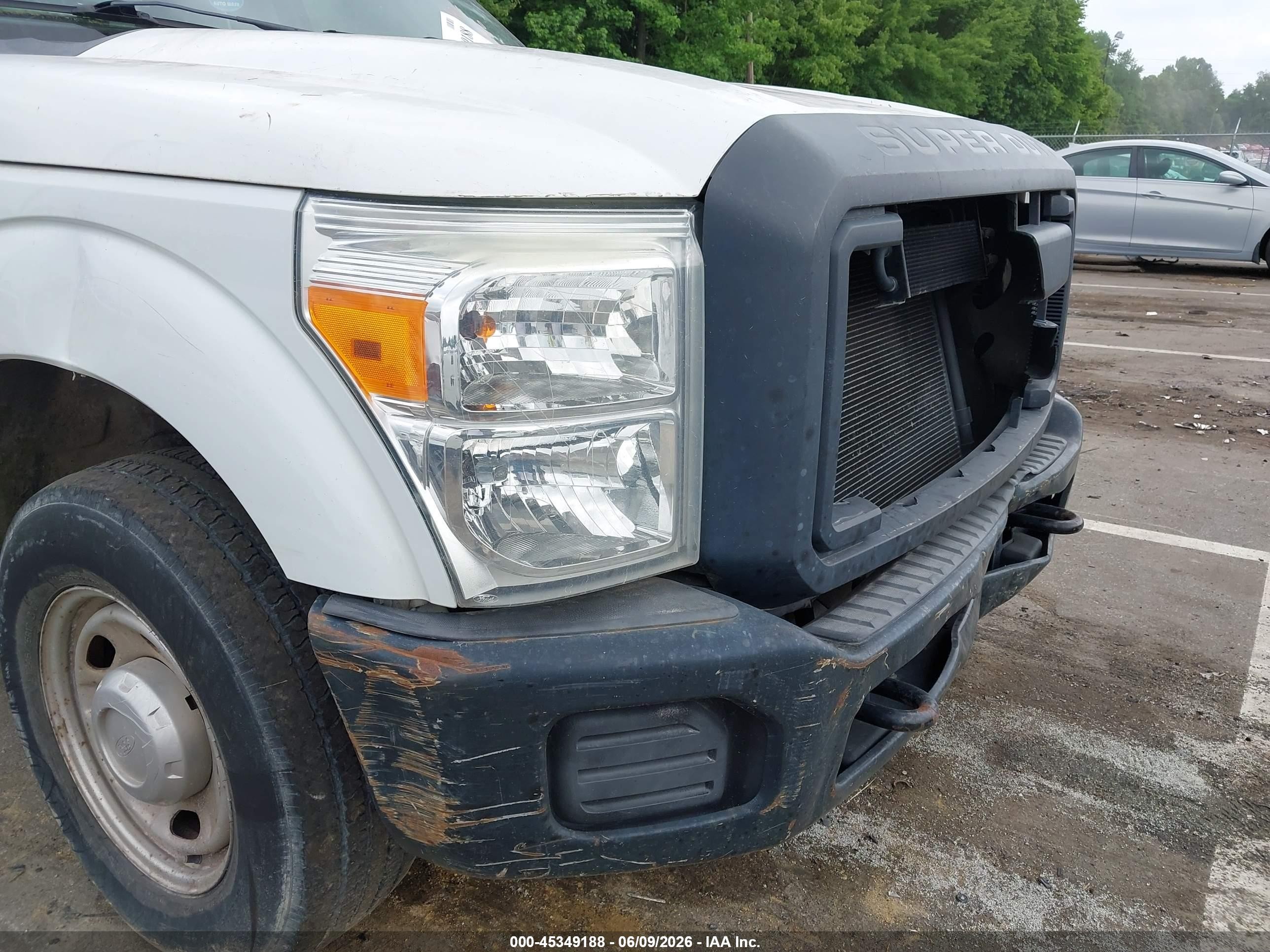 2012 Ford F-250 Xl White vin: 1FDBF2A68CEB45313
