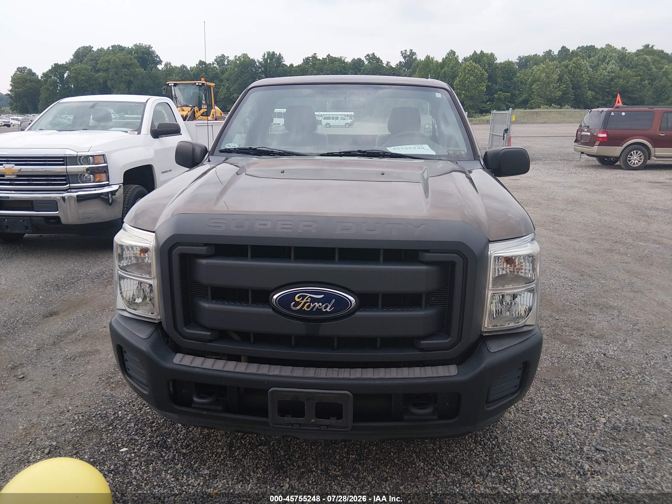 2015 Ford F-250 Xl Коричневый vin: 1FDBF2A68FED31857
