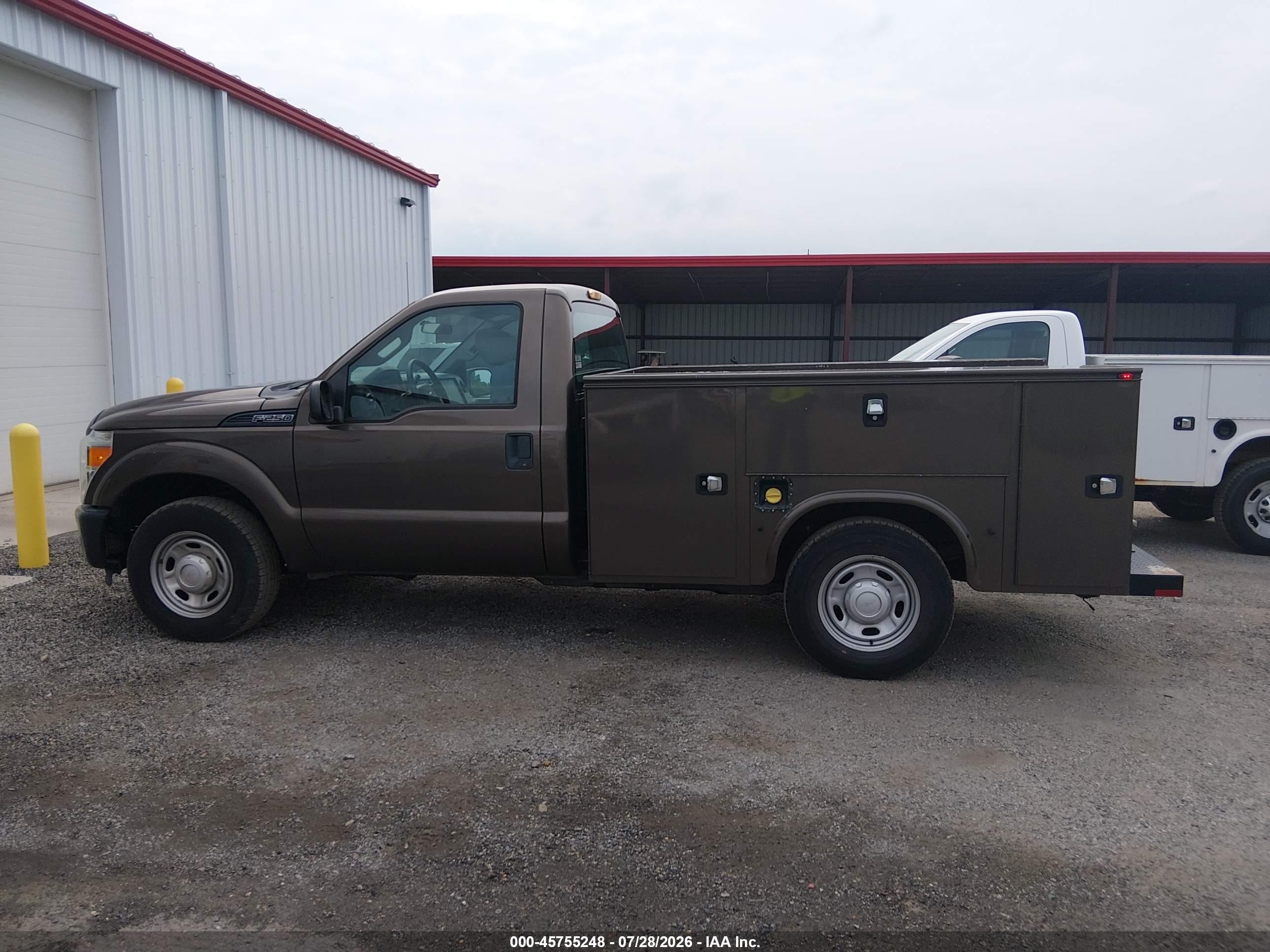 2015 Ford F-250 Xl Коричневый vin: 1FDBF2A68FED31857