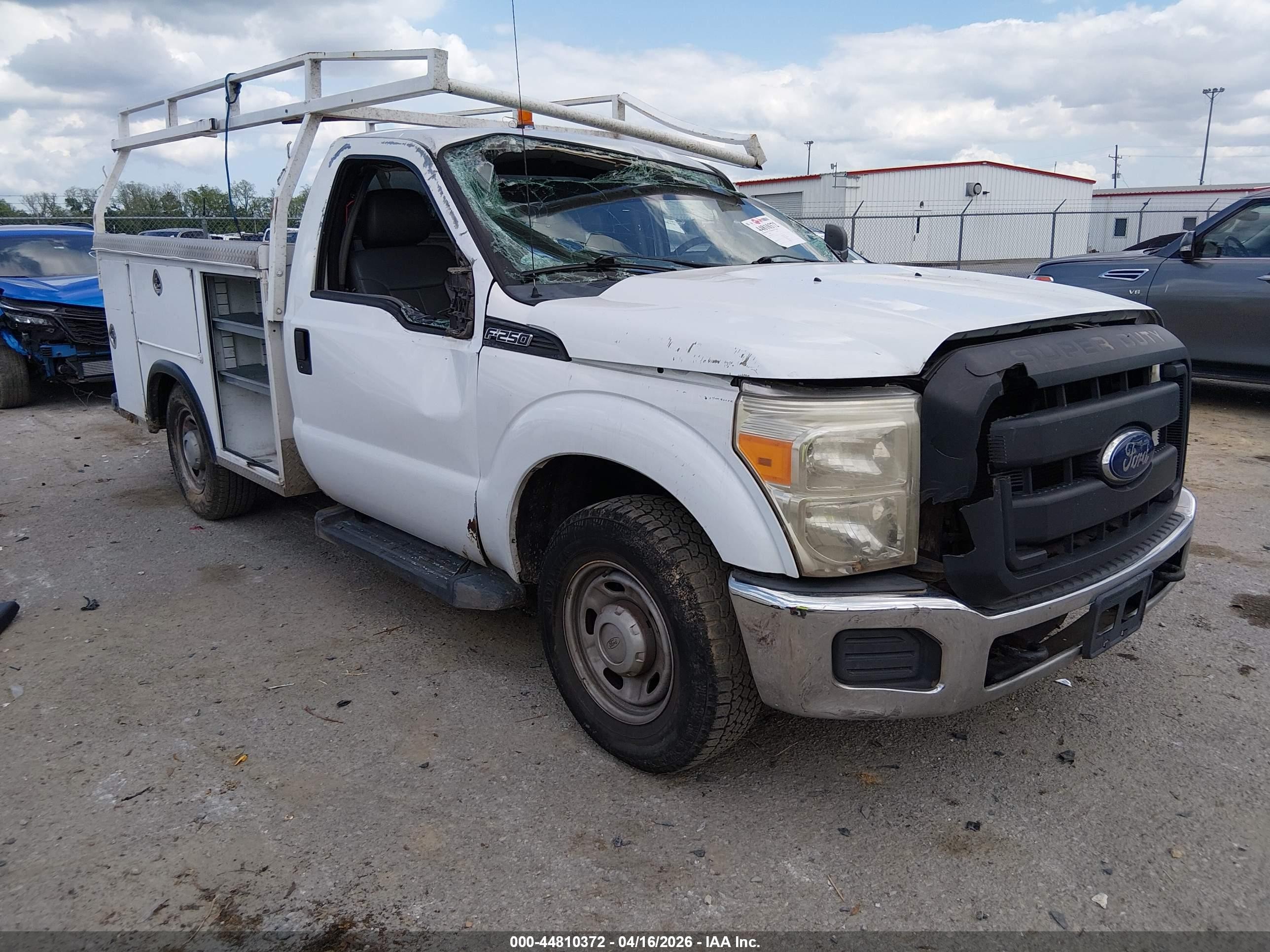 2014 Ford F-250 Xl Белый vin: 1FDBF2A69EEB82714