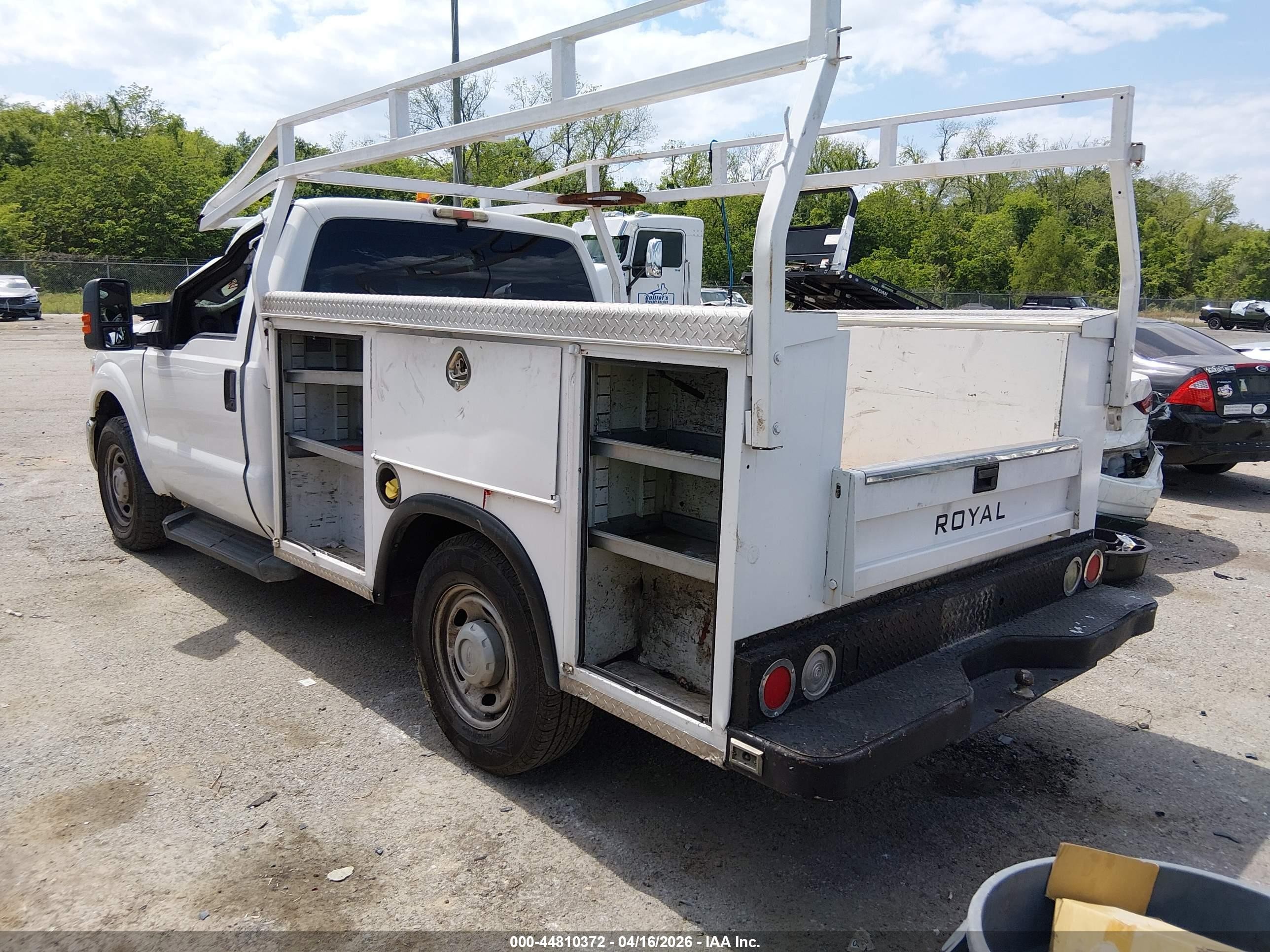 2014 Ford F-250 Xl Белый vin: 1FDBF2A69EEB82714