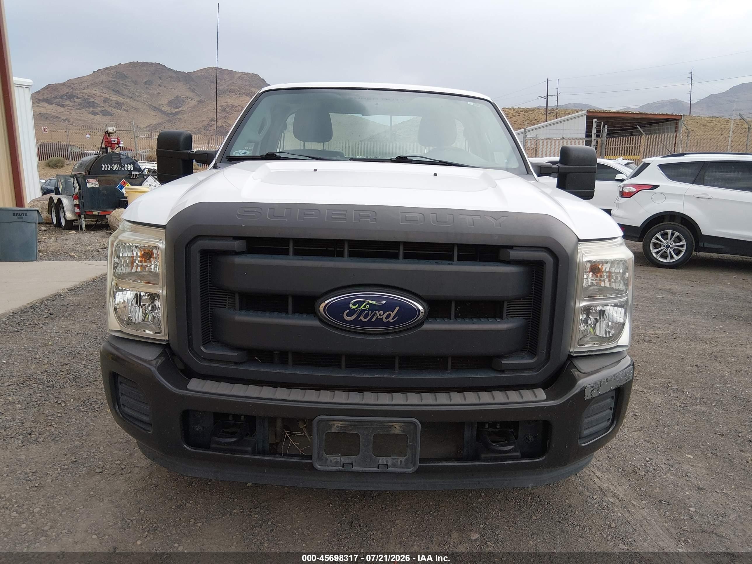 2015 Ford F-250 Xl White vin: 1FDBF2AT8FEA04526