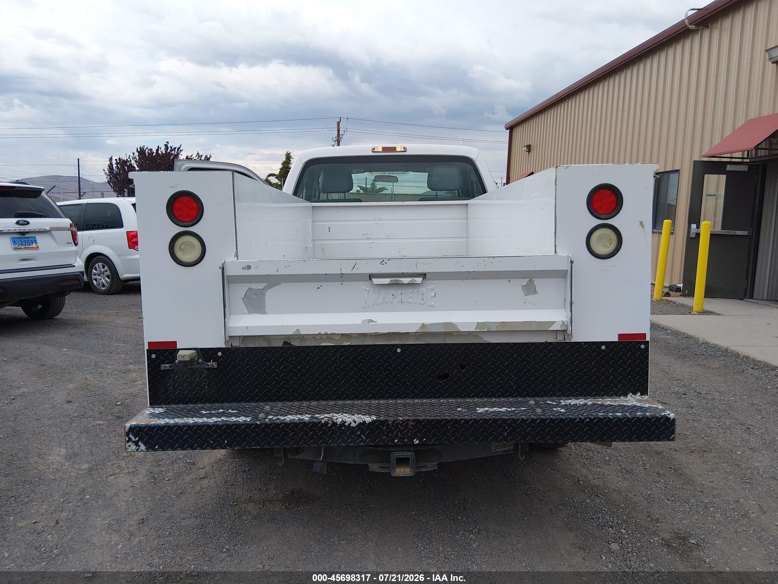 2015 Ford F-250 Xl White vin: 1FDBF2AT8FEA04526