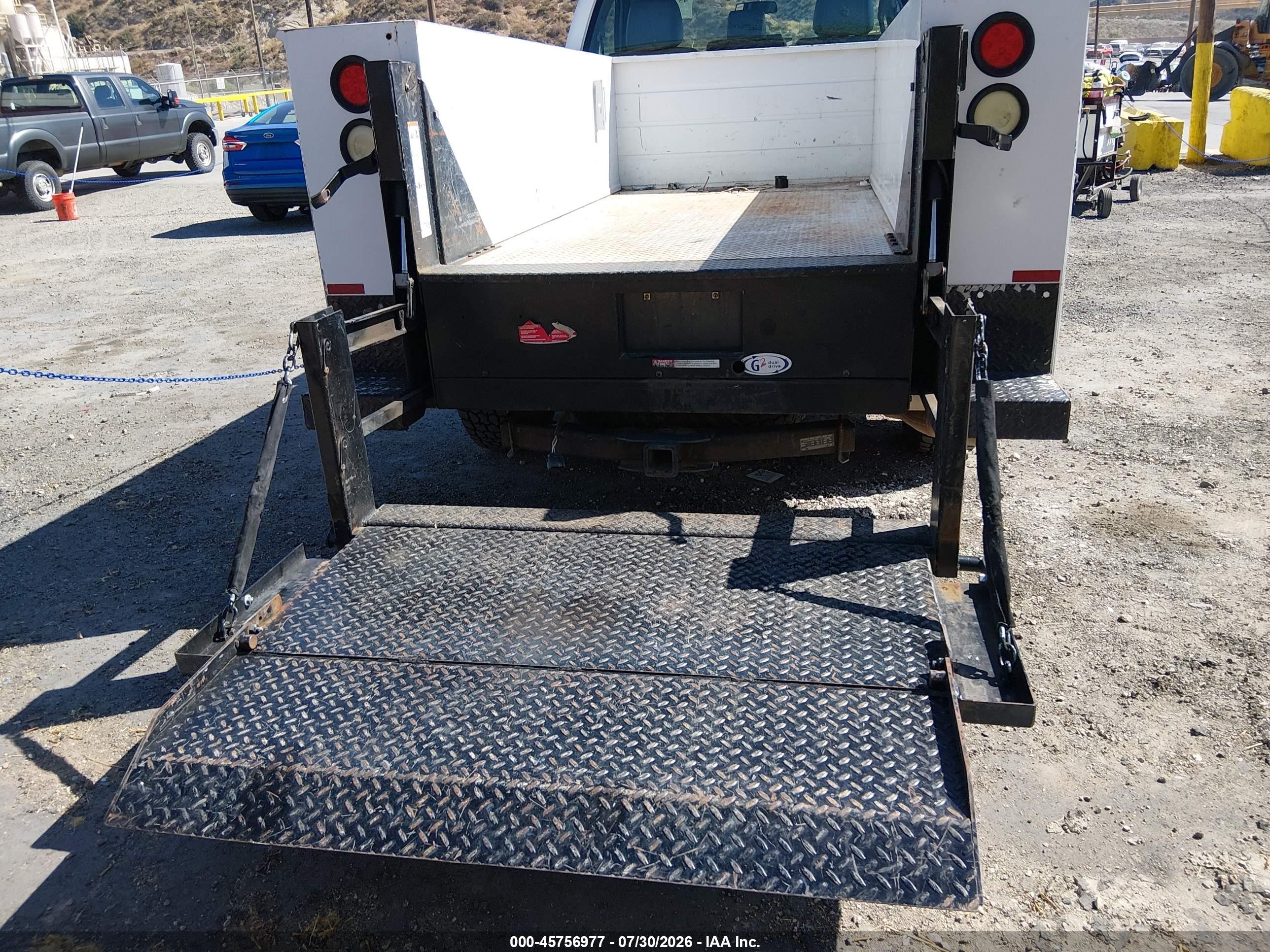 2015 Ford F-250 Xl White vin: 1FDBF2AT8FEA14599