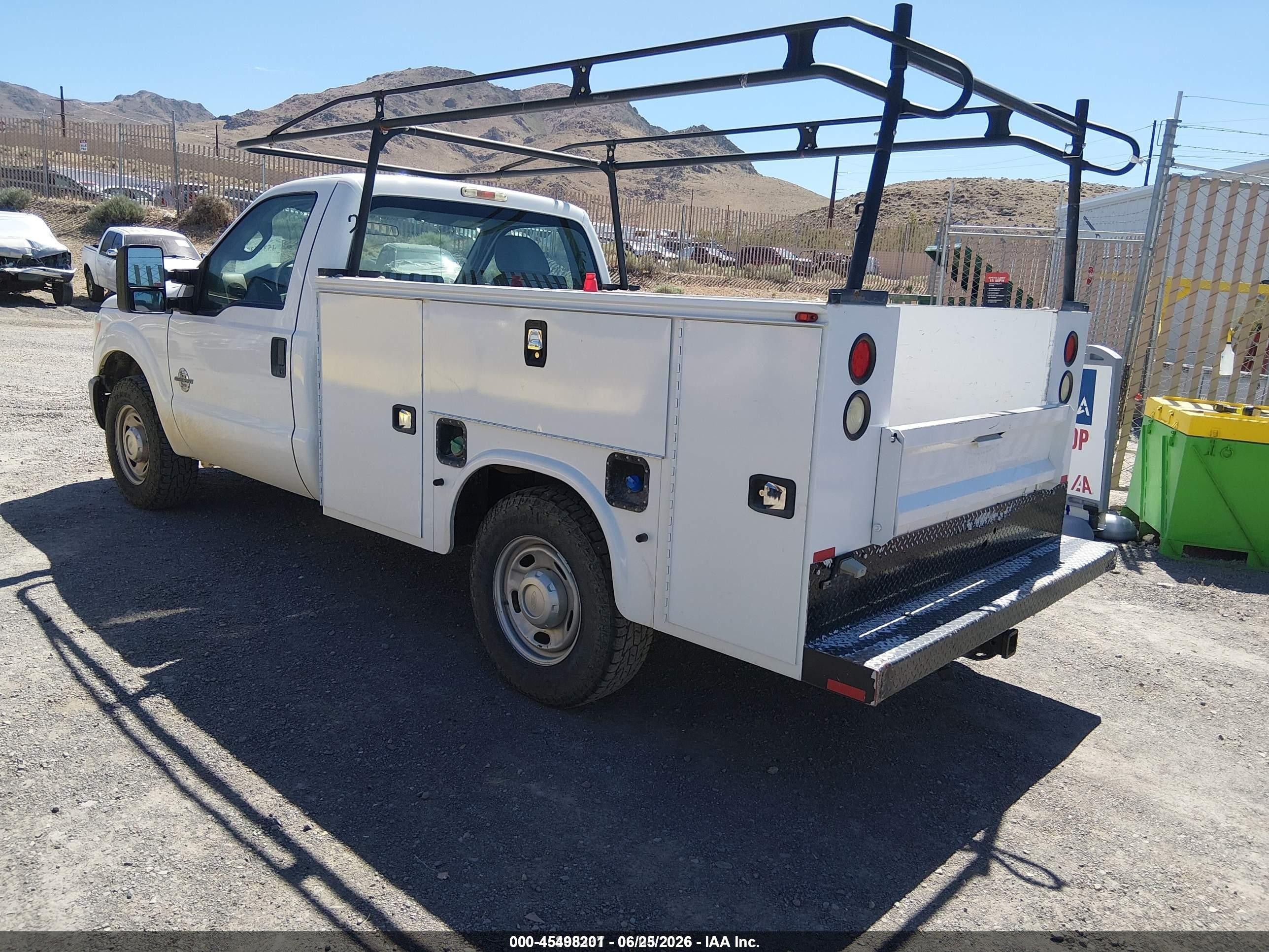 2015 Ford F-250 Xl White vin: 1FDBF2ATXFEA04527